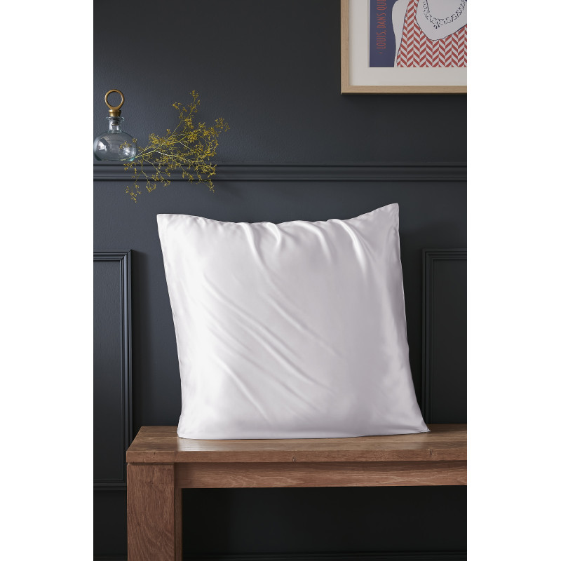 "Soanne" mulberry silk pillowcase - butterfly effect. L'EFFET PAPILLON White
