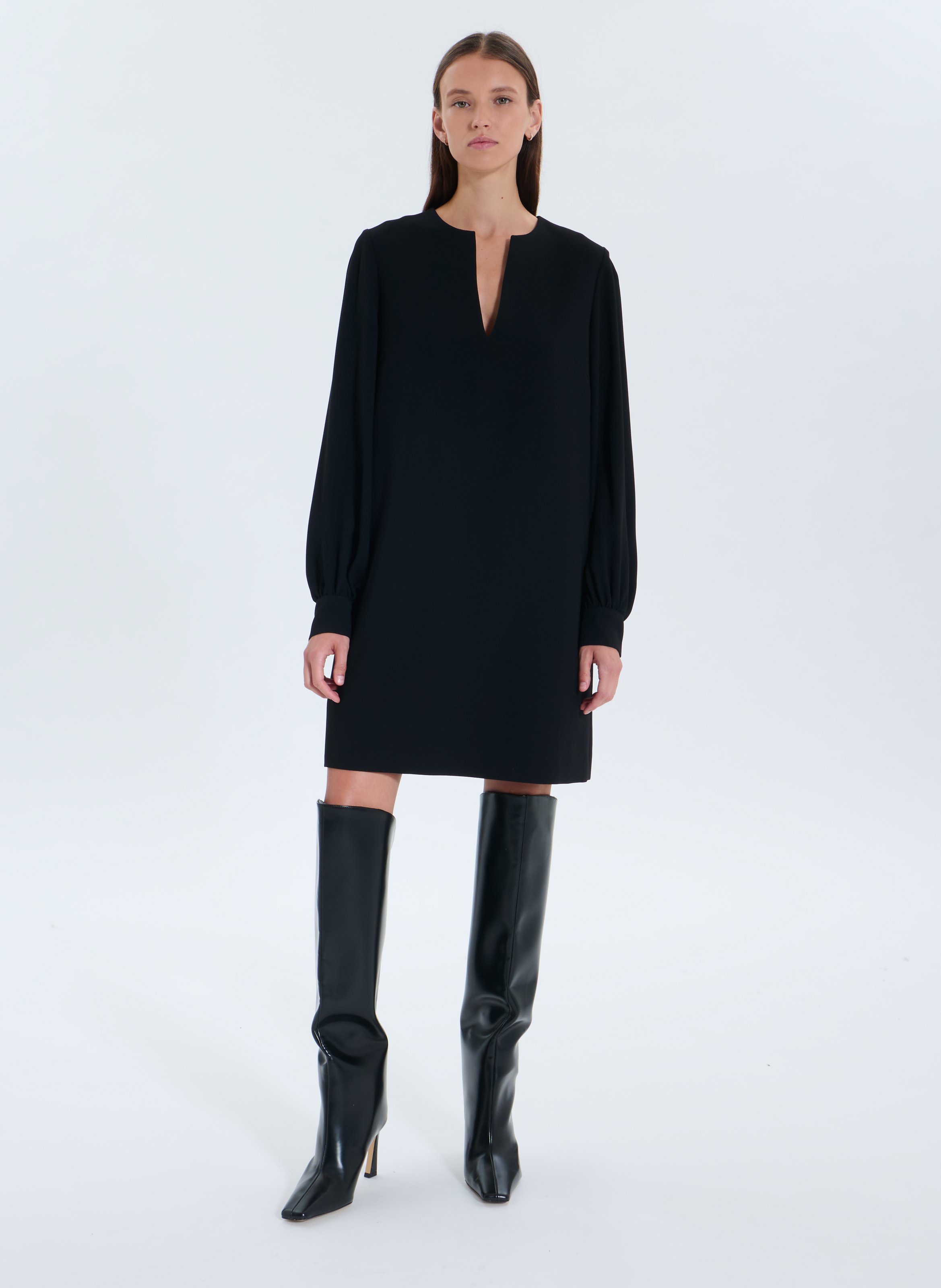 Short straight V-neck dress ZAPA Black
