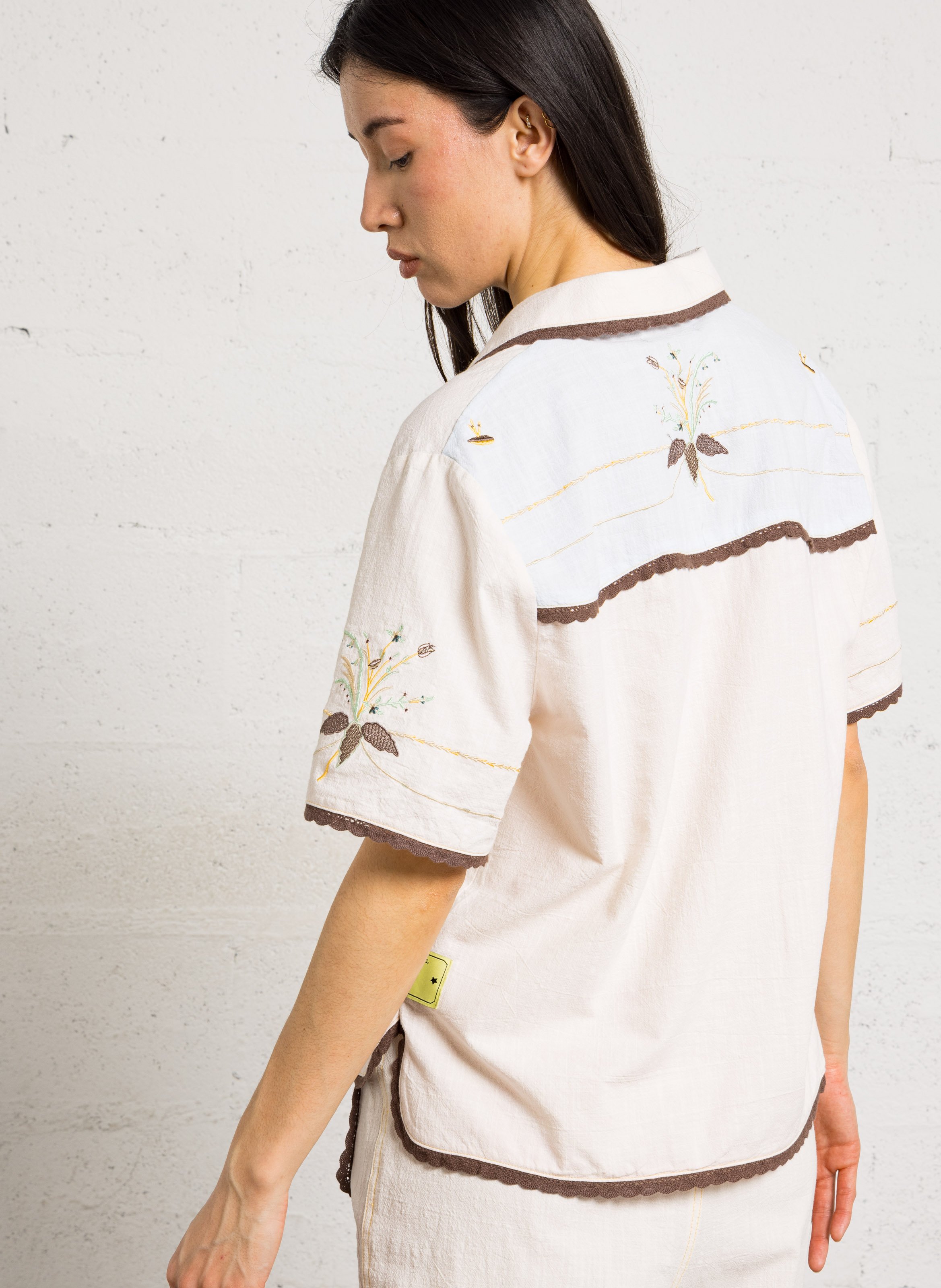 Straight button-down shirt with embroideries HOD PARIS White
