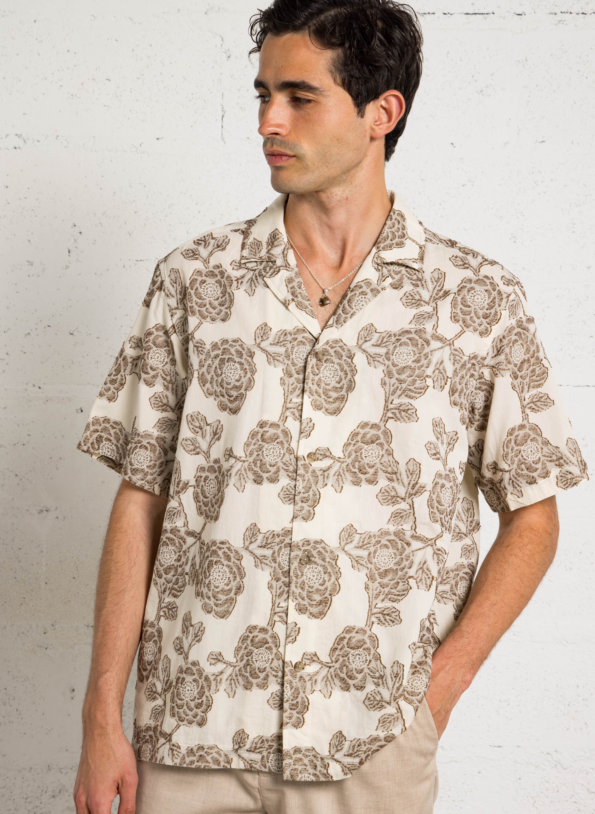 Camicia oversize con collo cubano in cotone stampato LES DEUX Beige