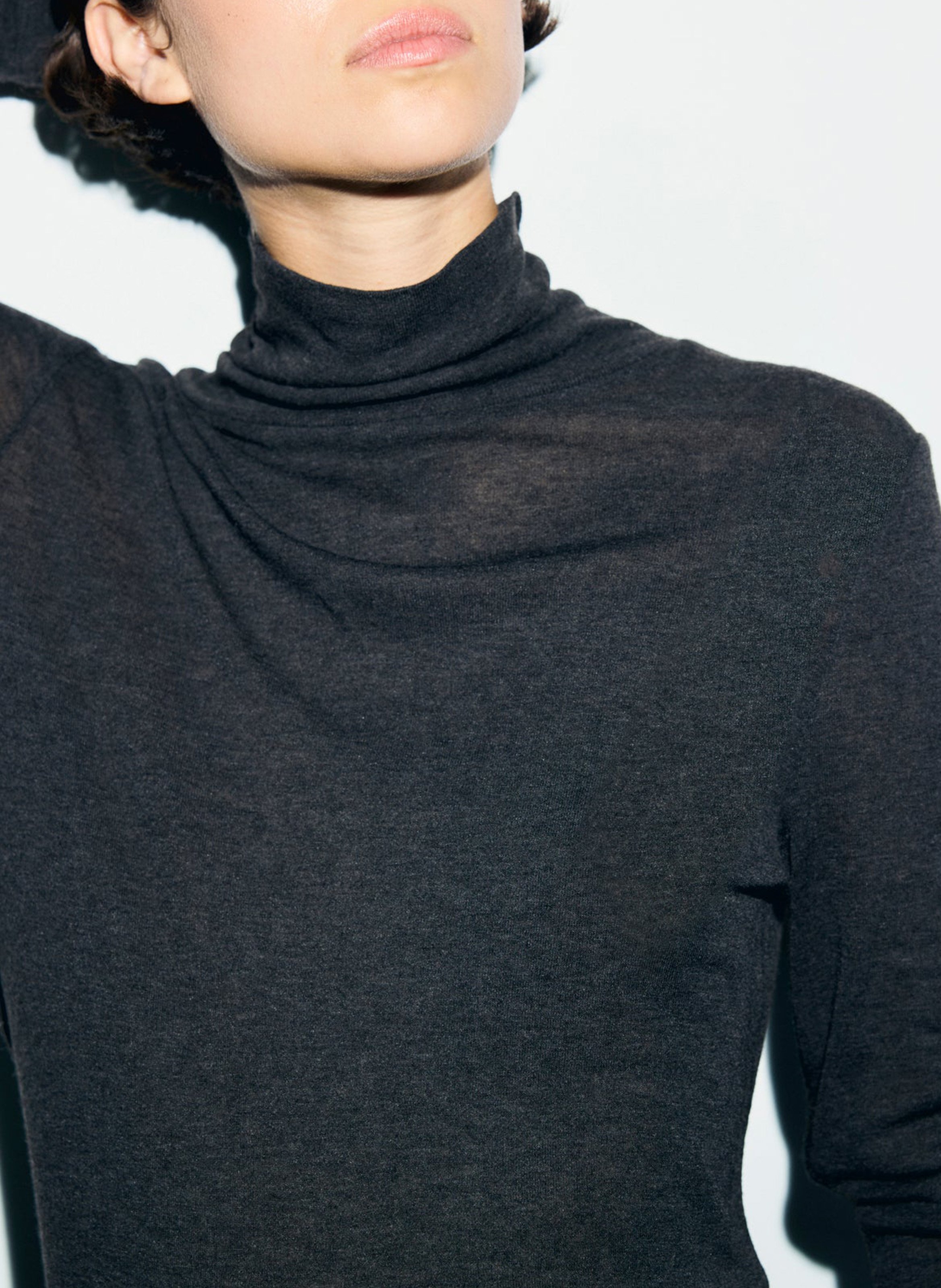 Straight fit round neck plain T-shirt GERARD DAREL Grey