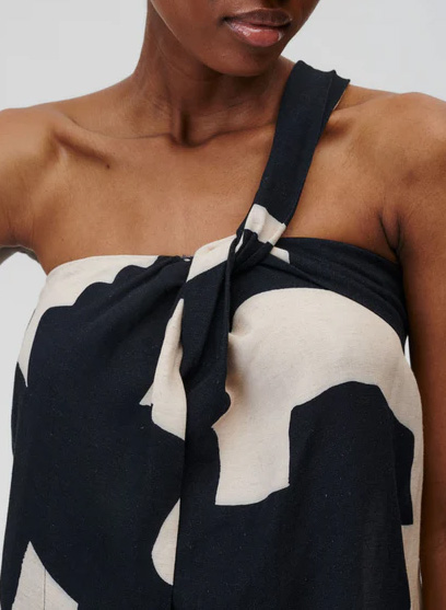 Lange asymmetrische bedrukte jurk UNDRESS CODE Zwart