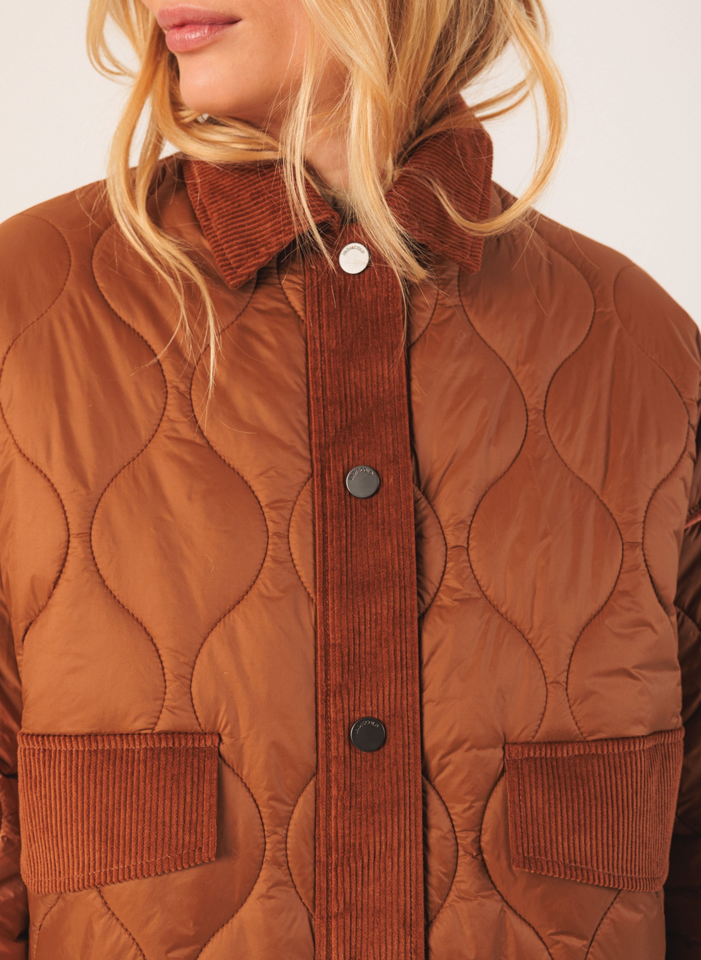 Oversized quilted jacket Brown