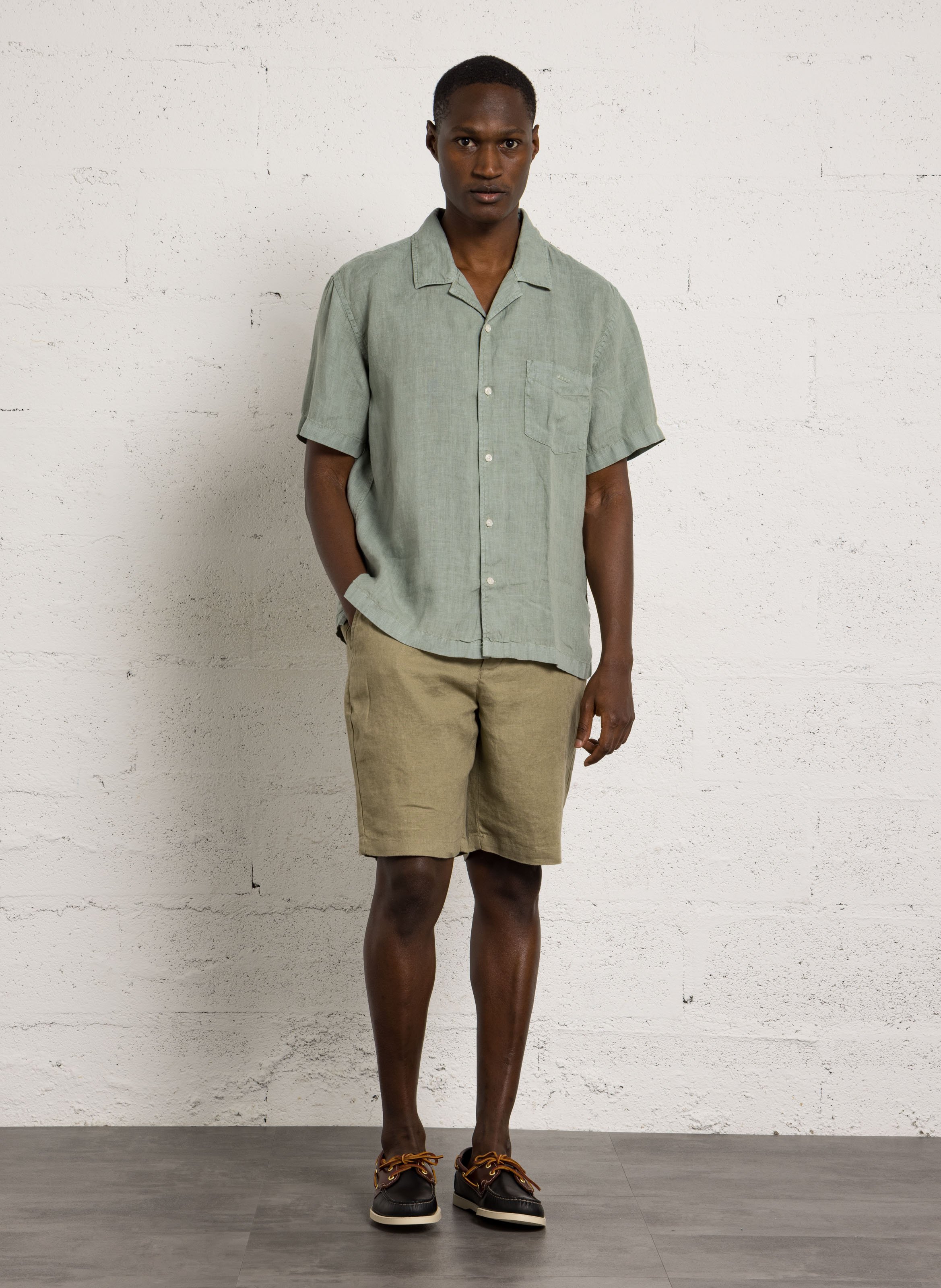 Chemise col classique en lin GANT Gris