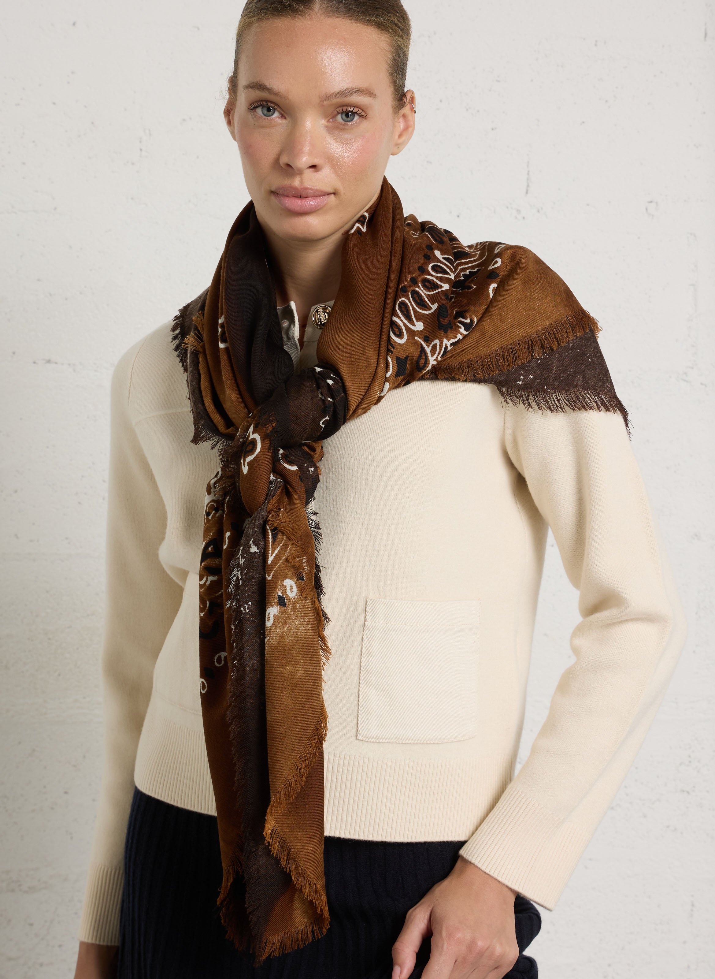 Printed wool scarf with fringes DESTIN Brown