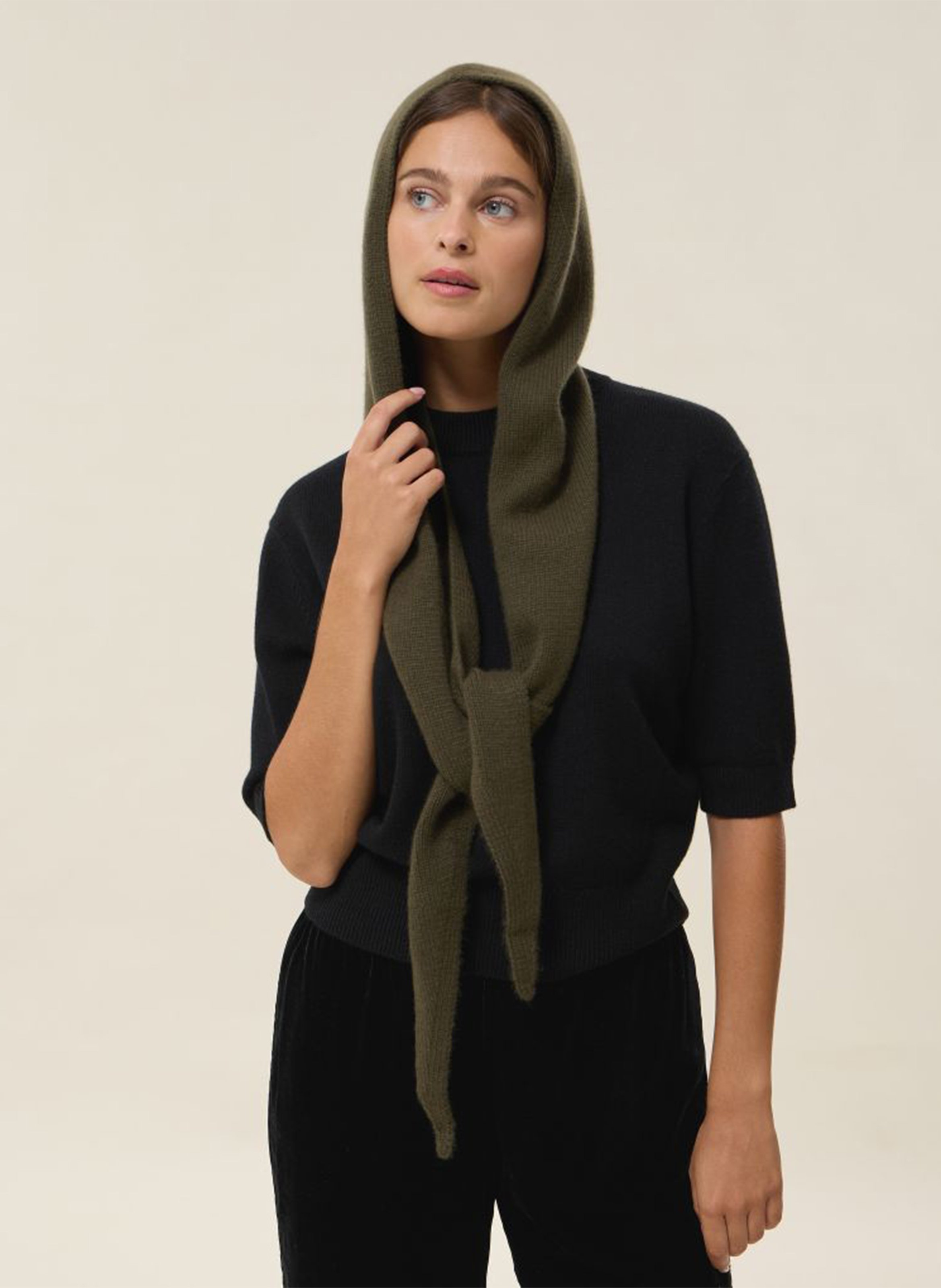 Cagoule à nouer en cachemire HIRCUS Kaki