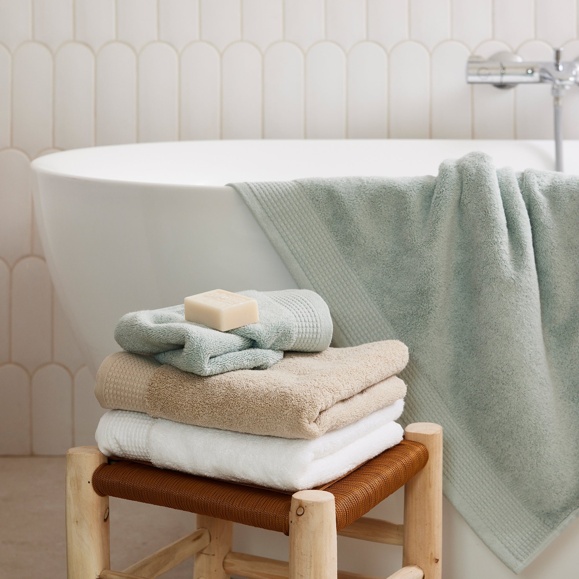 Hand towel MADURA Green