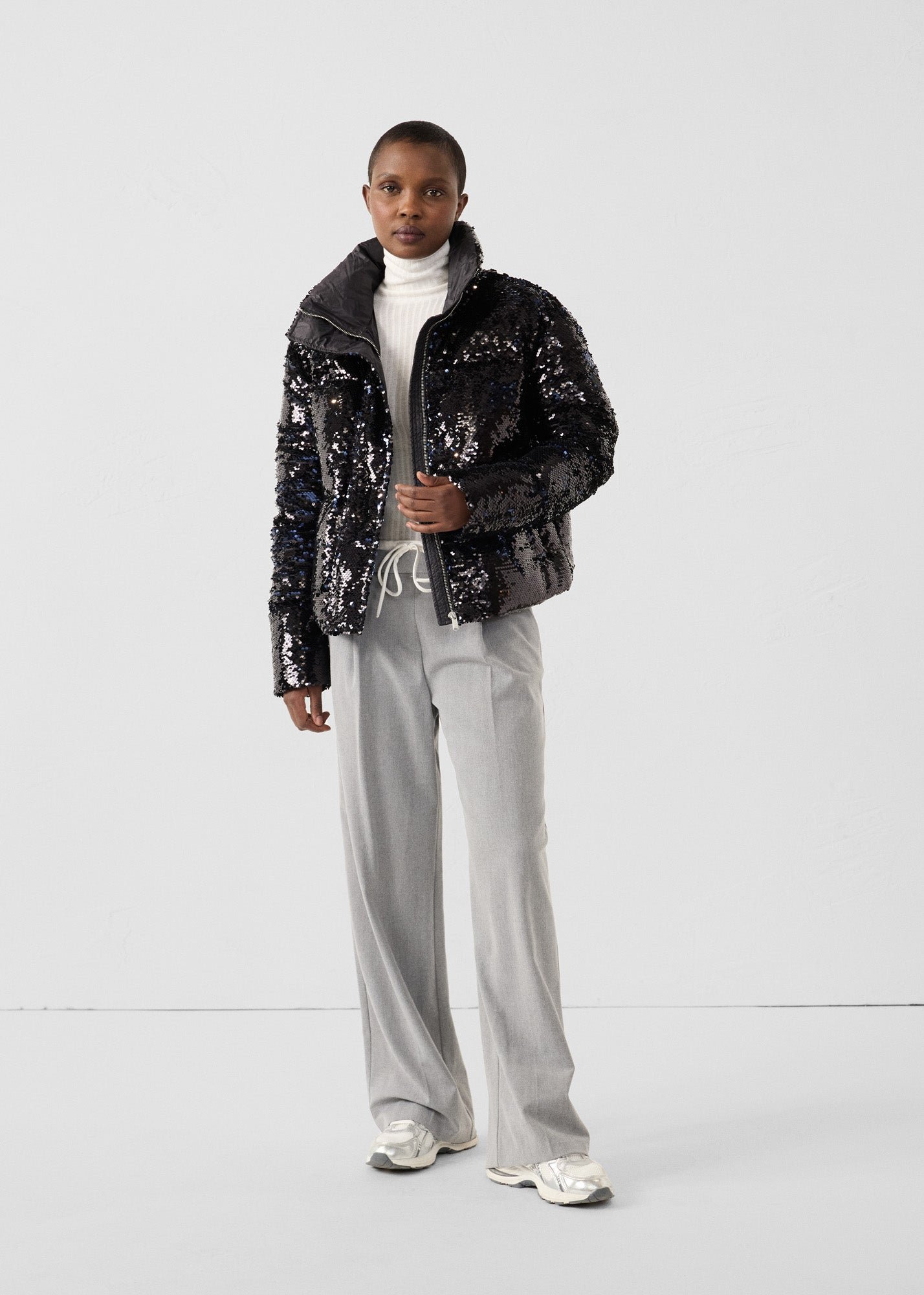 Black sequin jacket/isadora JOTT Black