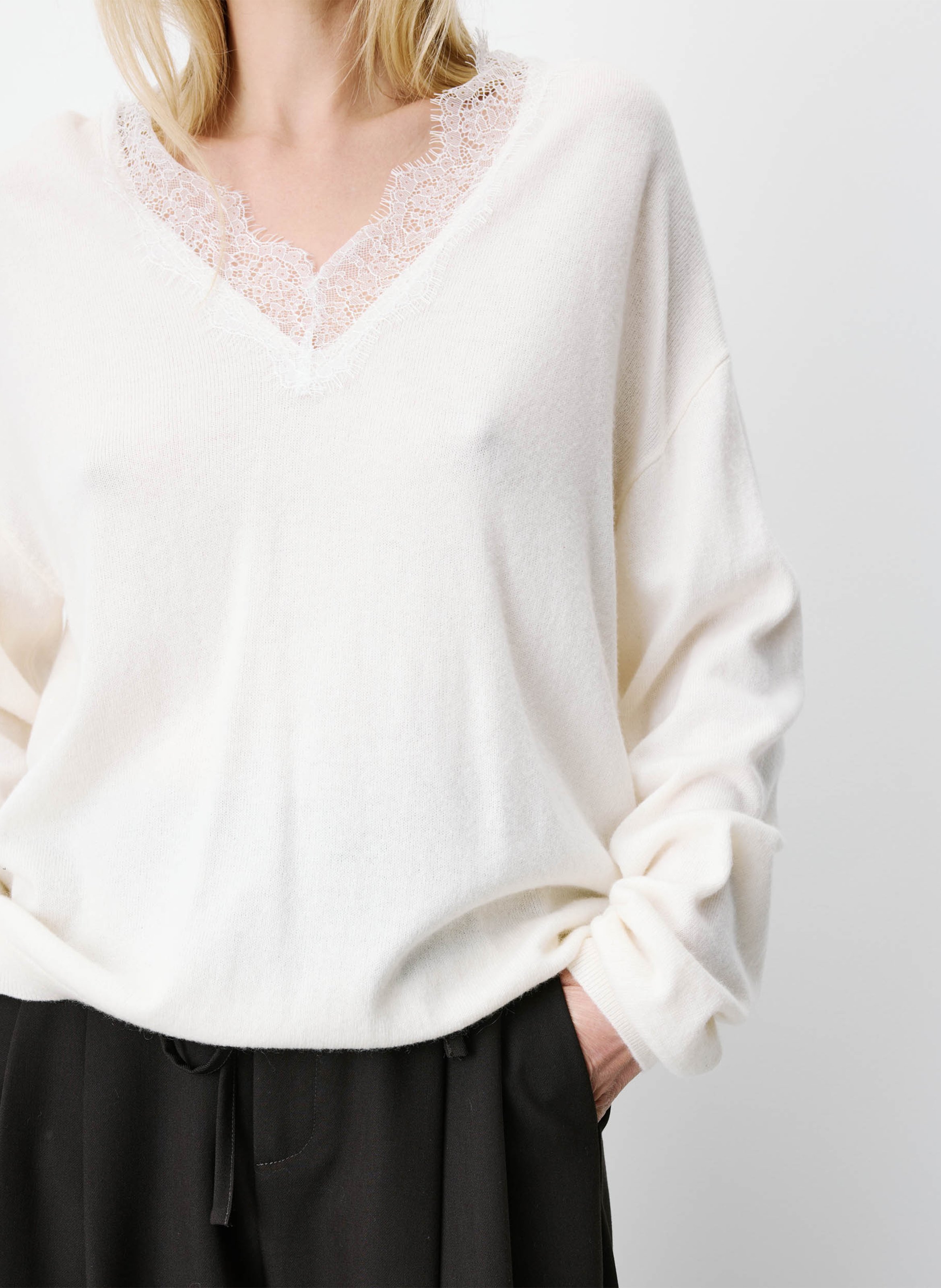 Pull col V  GRACE ET MILA Blanc