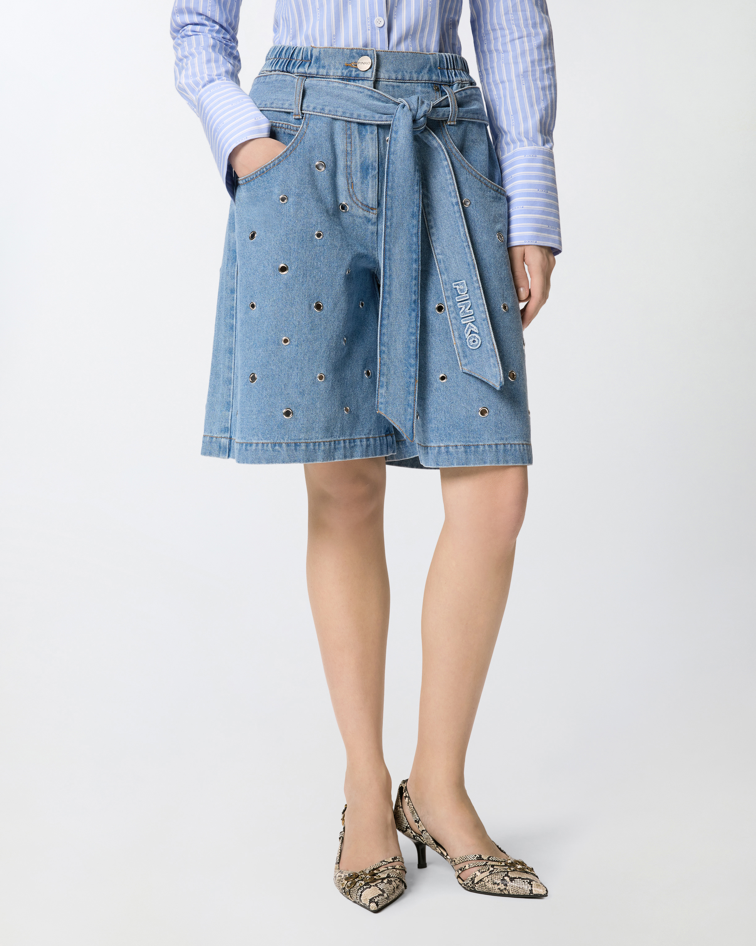 Short belted in denim with eyelets PINKO Blue