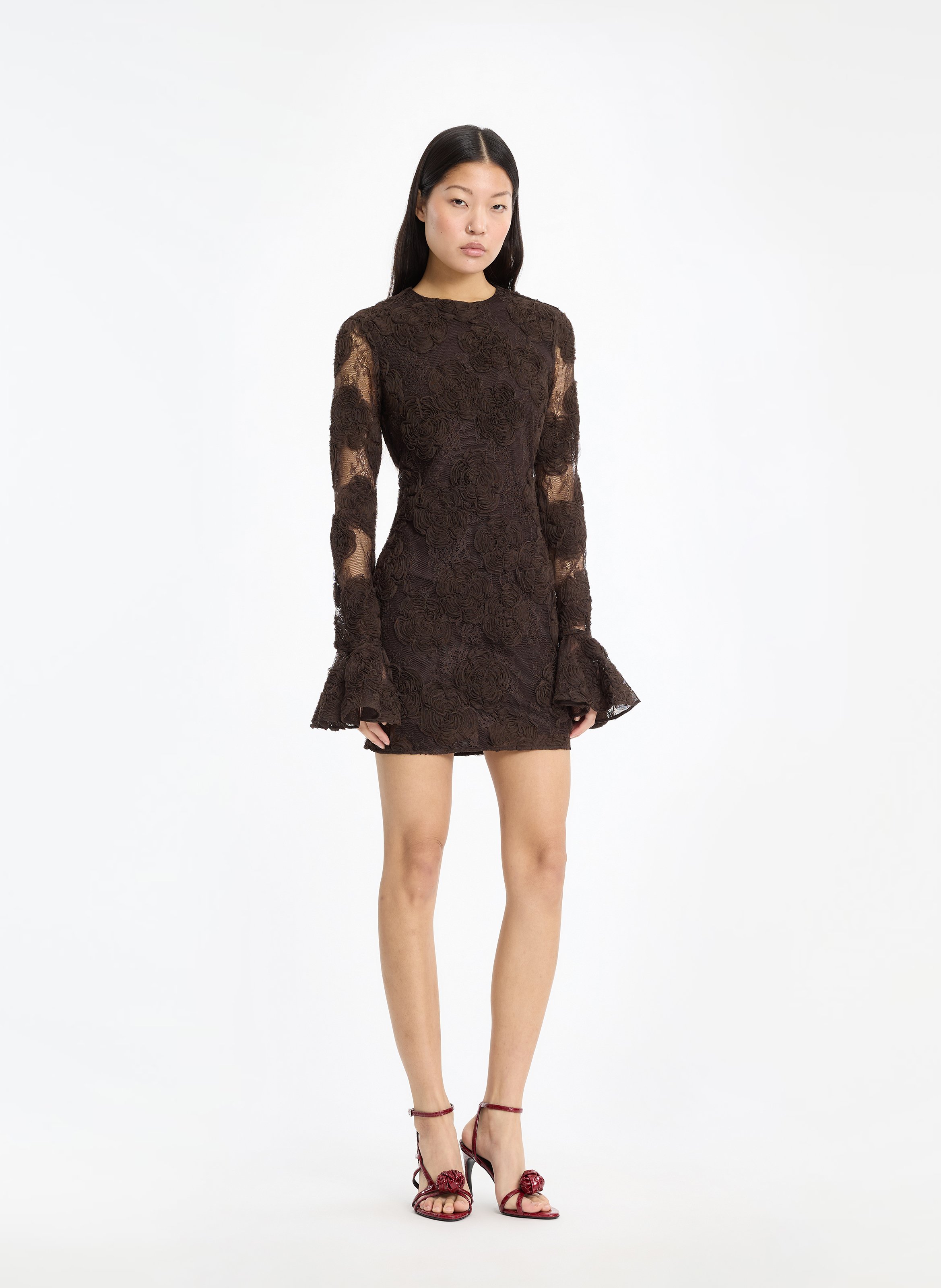 Robe courte ajustée en dentelle ROTATE Marron
