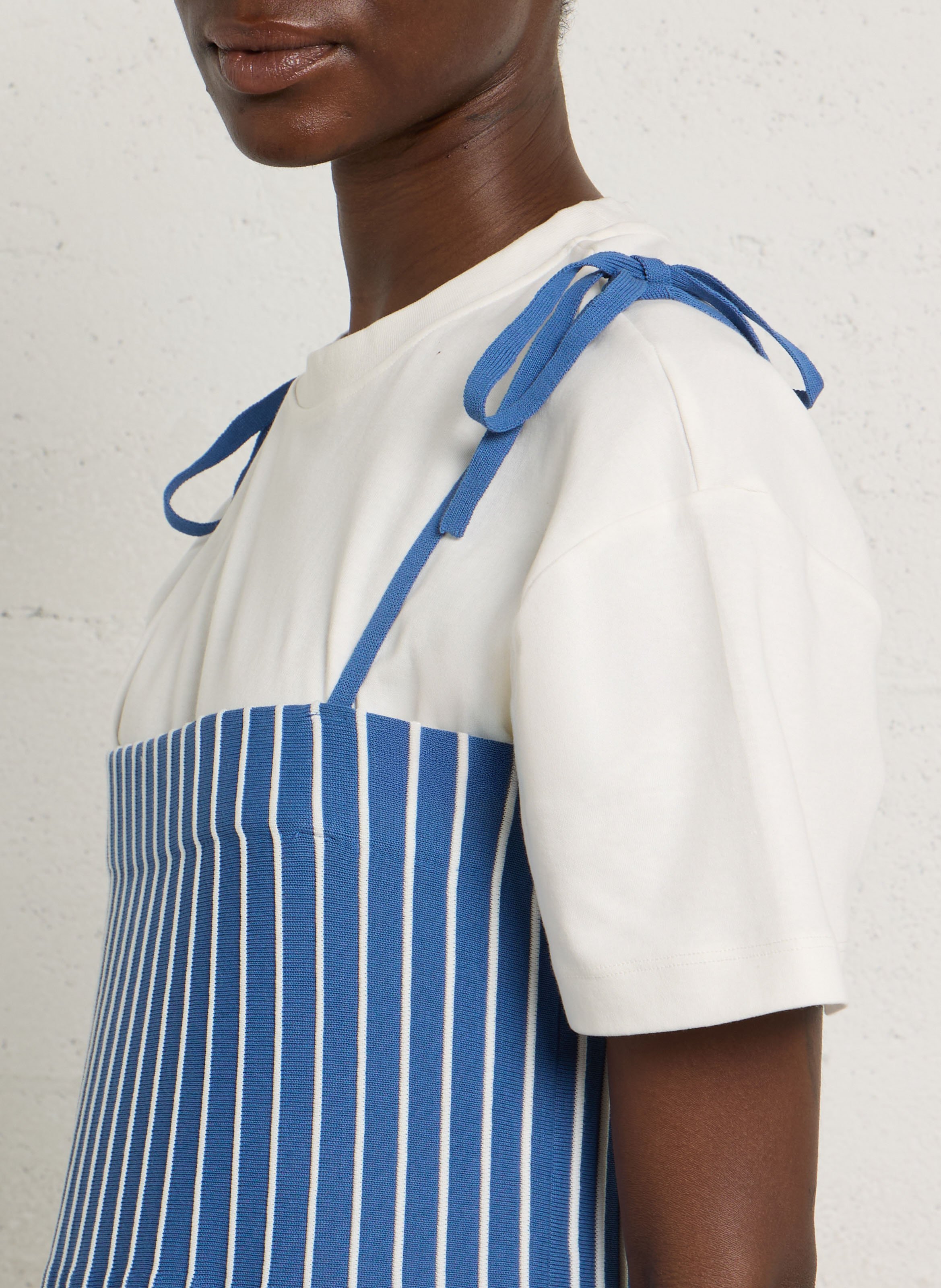 Gestreiftes Midikleid aus Baumwolle mit ausgestelltem Schnitt THE TINY BIG SISTER Blau