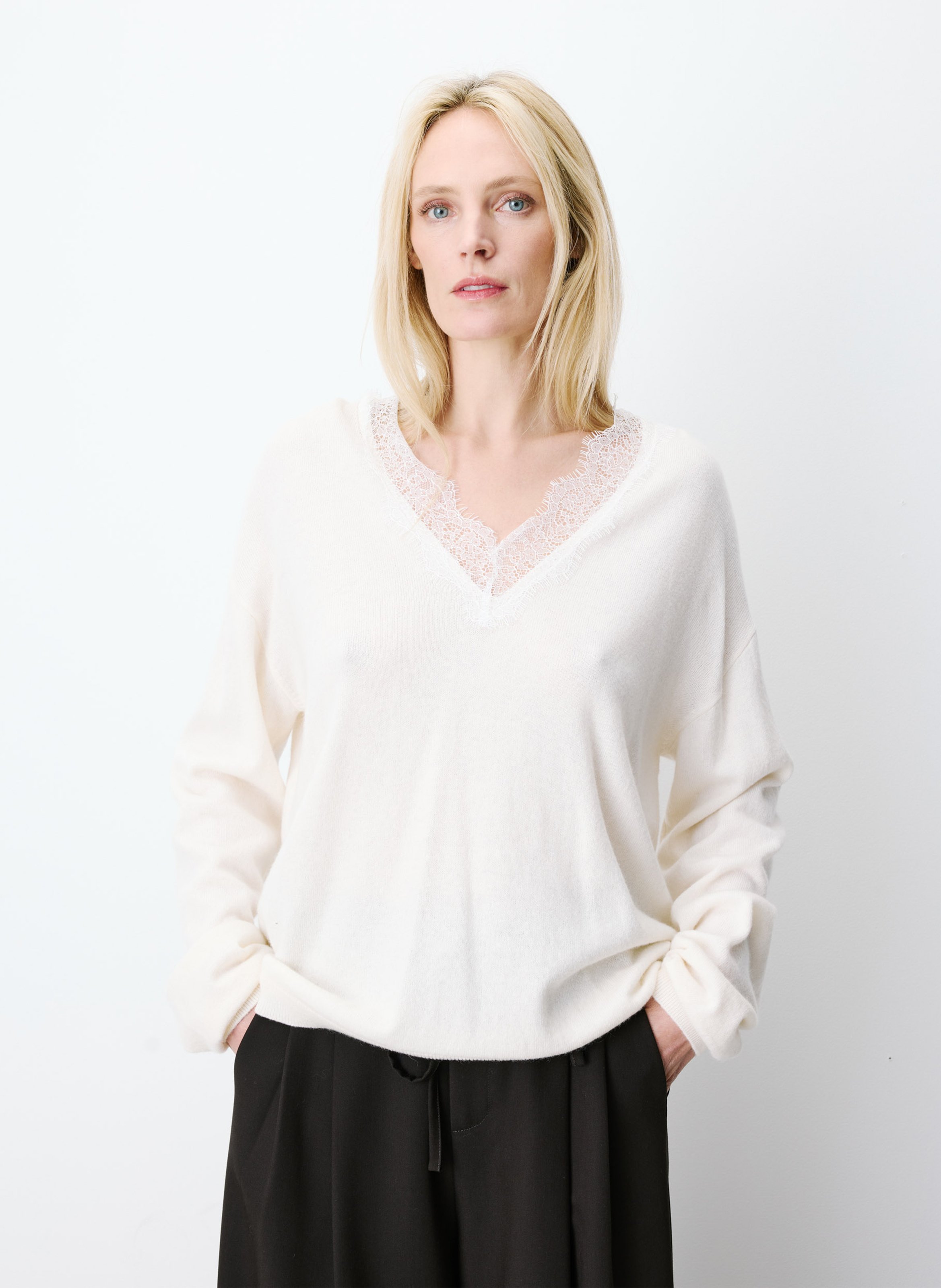 Pull col V  GRACE ET MILA