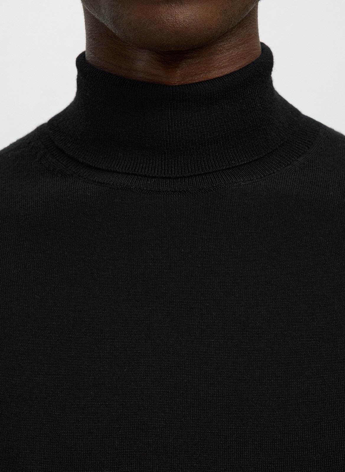 Col roulé regular-fit en laine mérinos SELECTED Noir