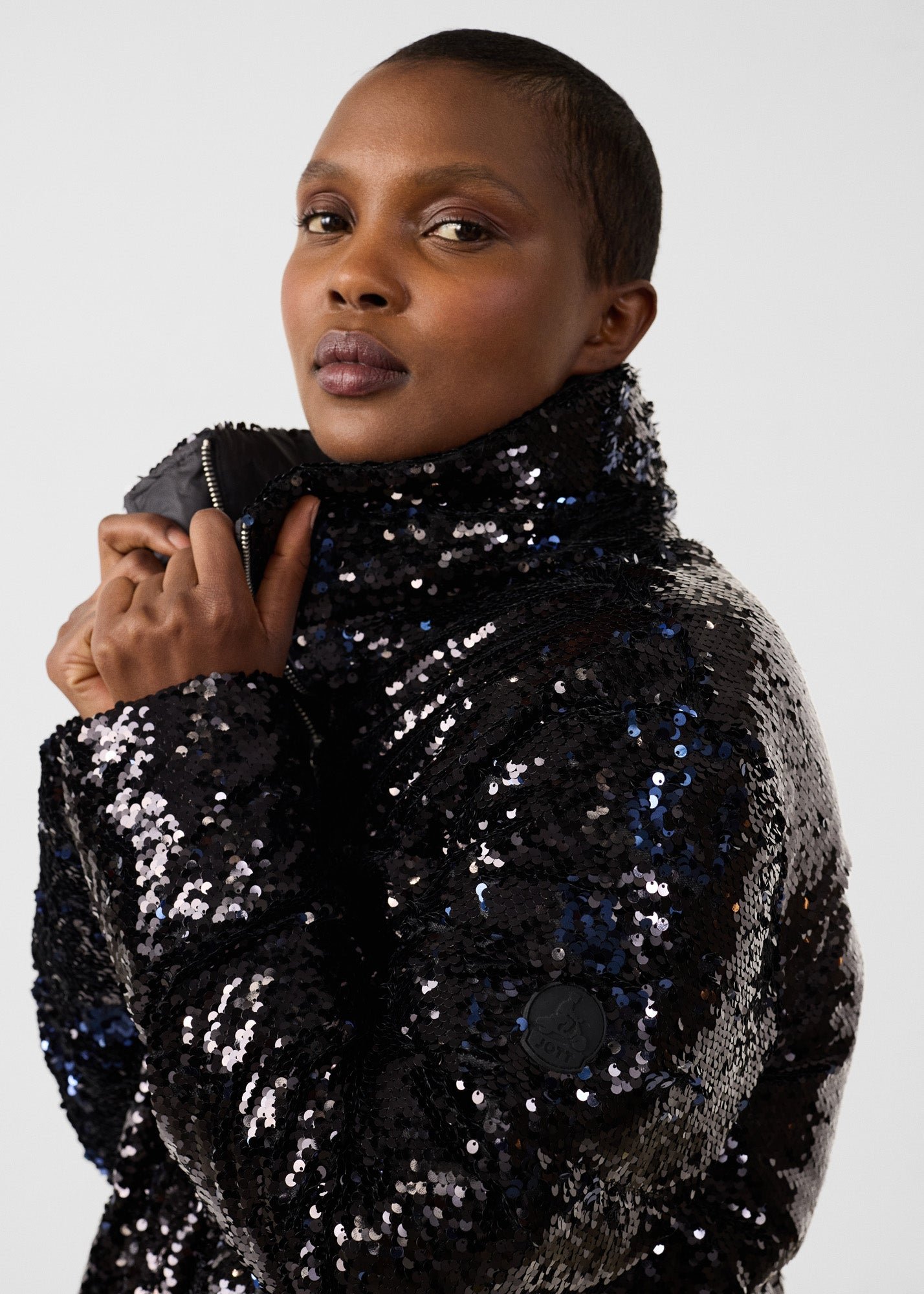 Black sequin jacket/isadora JOTT Black