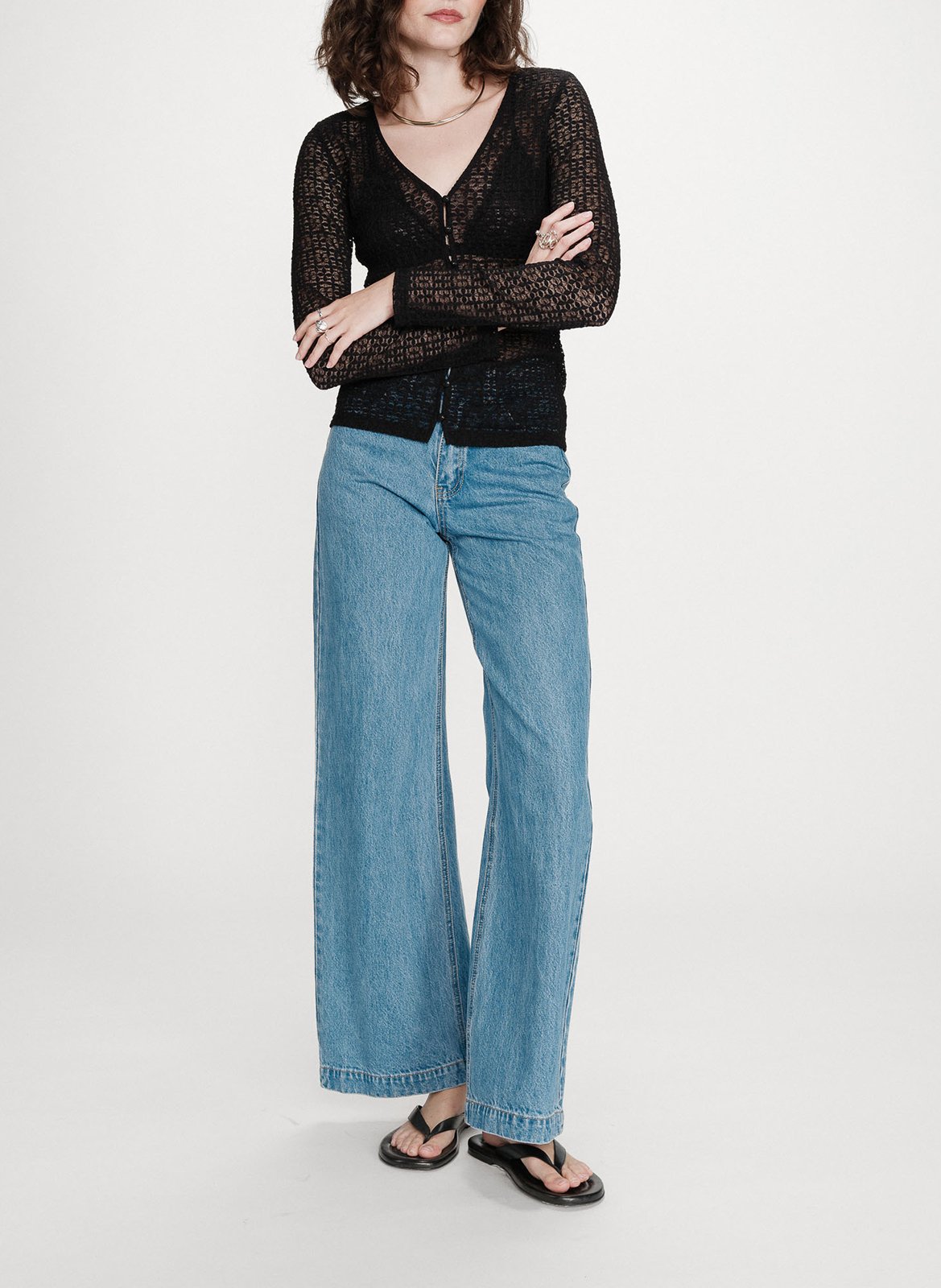 Tee-shirt col v ajusté en dentelle  GRACE ET MILA Noir