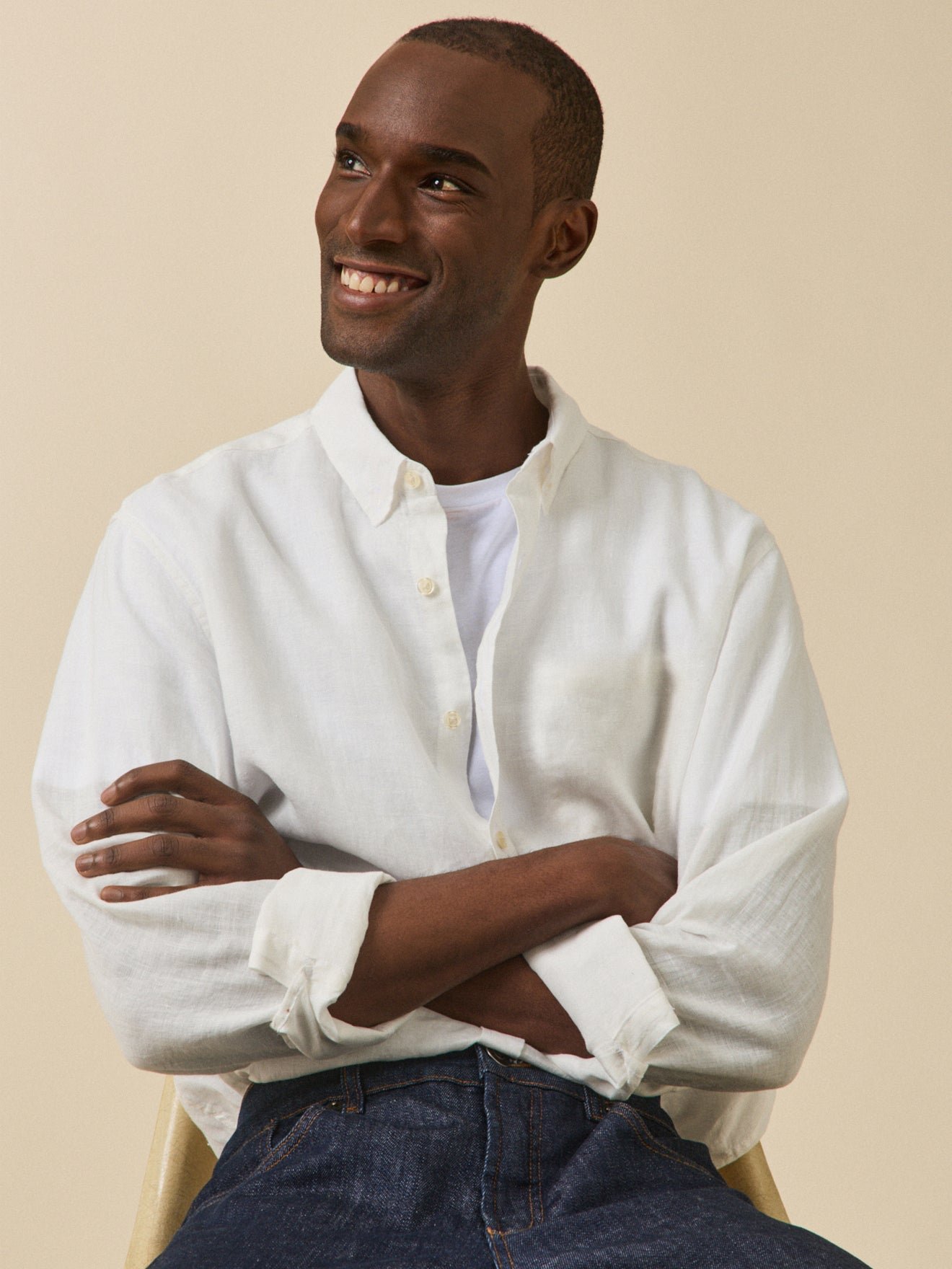 Contemporary cut linen shirt CYRILLUS