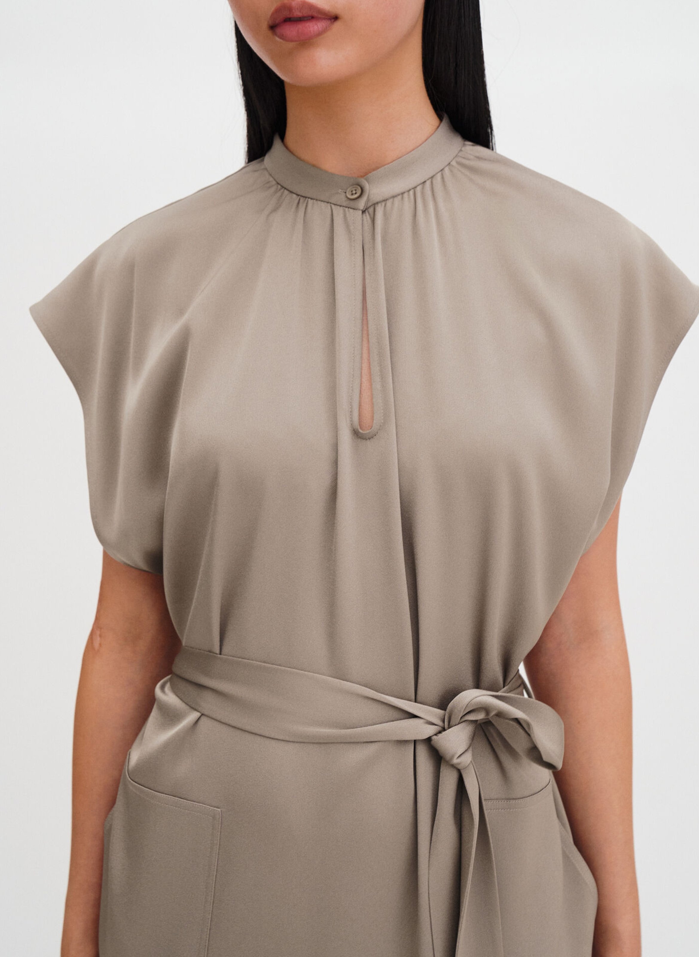 Vestido midi con cinturón liso FILIPPA K Beige
