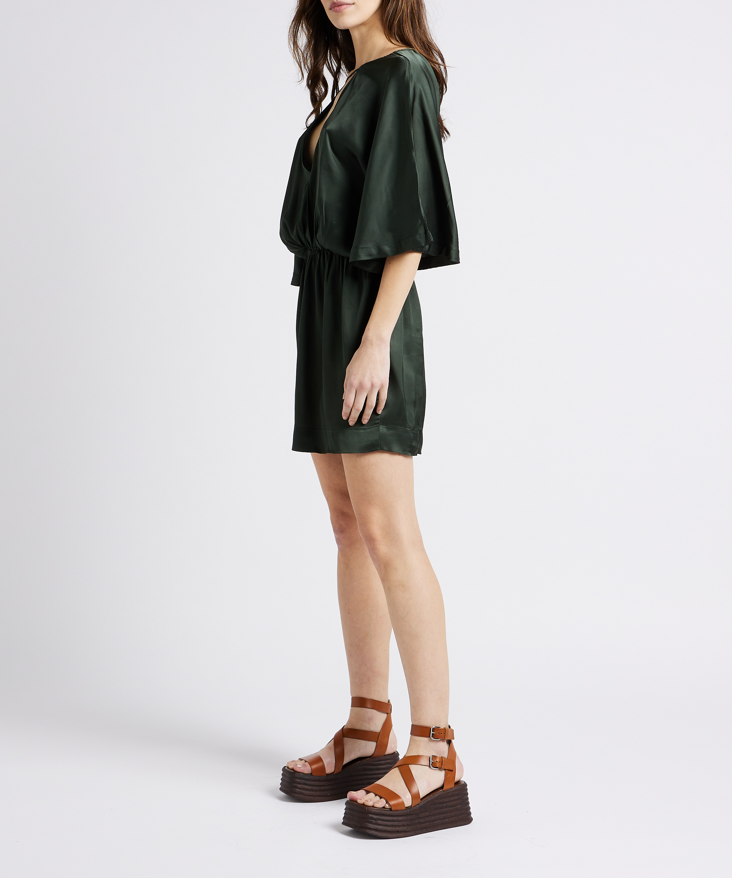 Robe courte dos nu satinée KARMA KOMA Vert