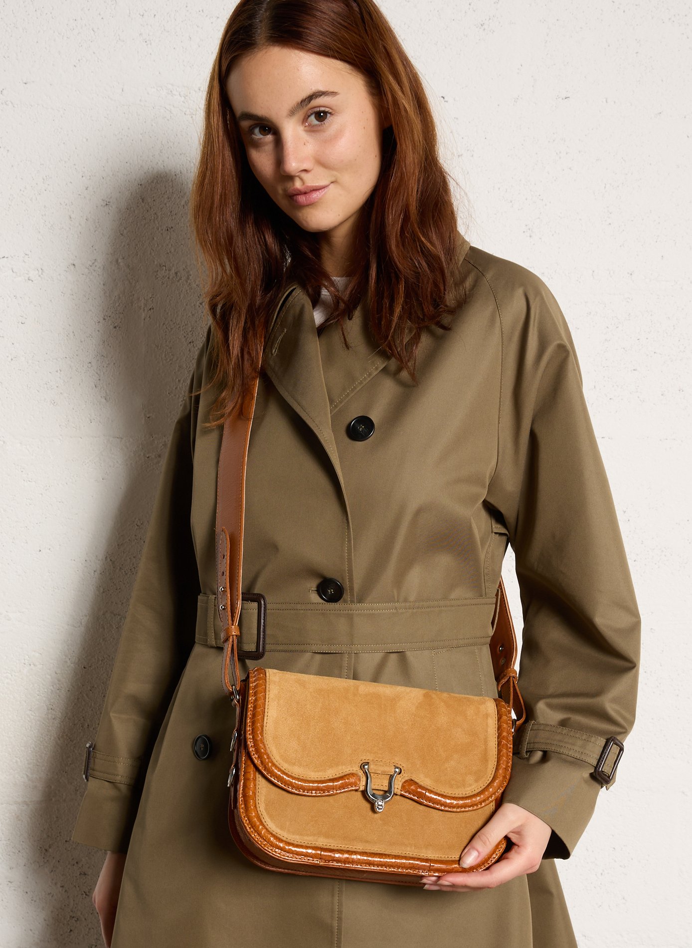 Dori leather shoulder bag CLARIS VIROT Brown