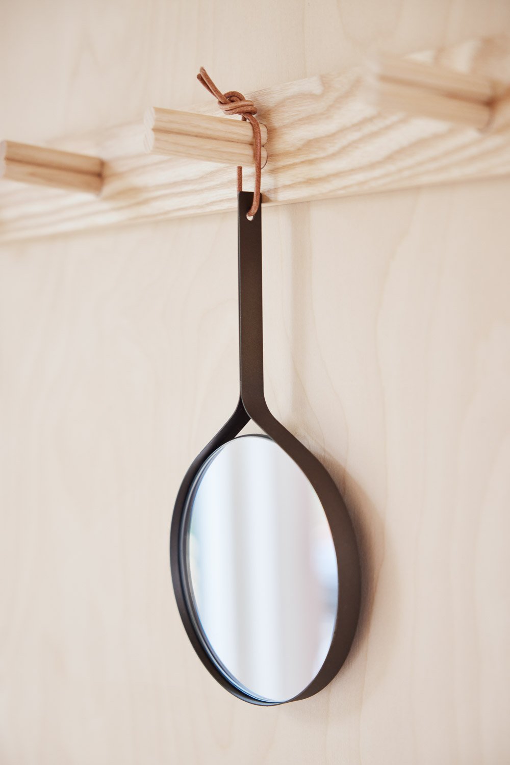 Stainless steel mirror OYOY LIVING DESIGN Black