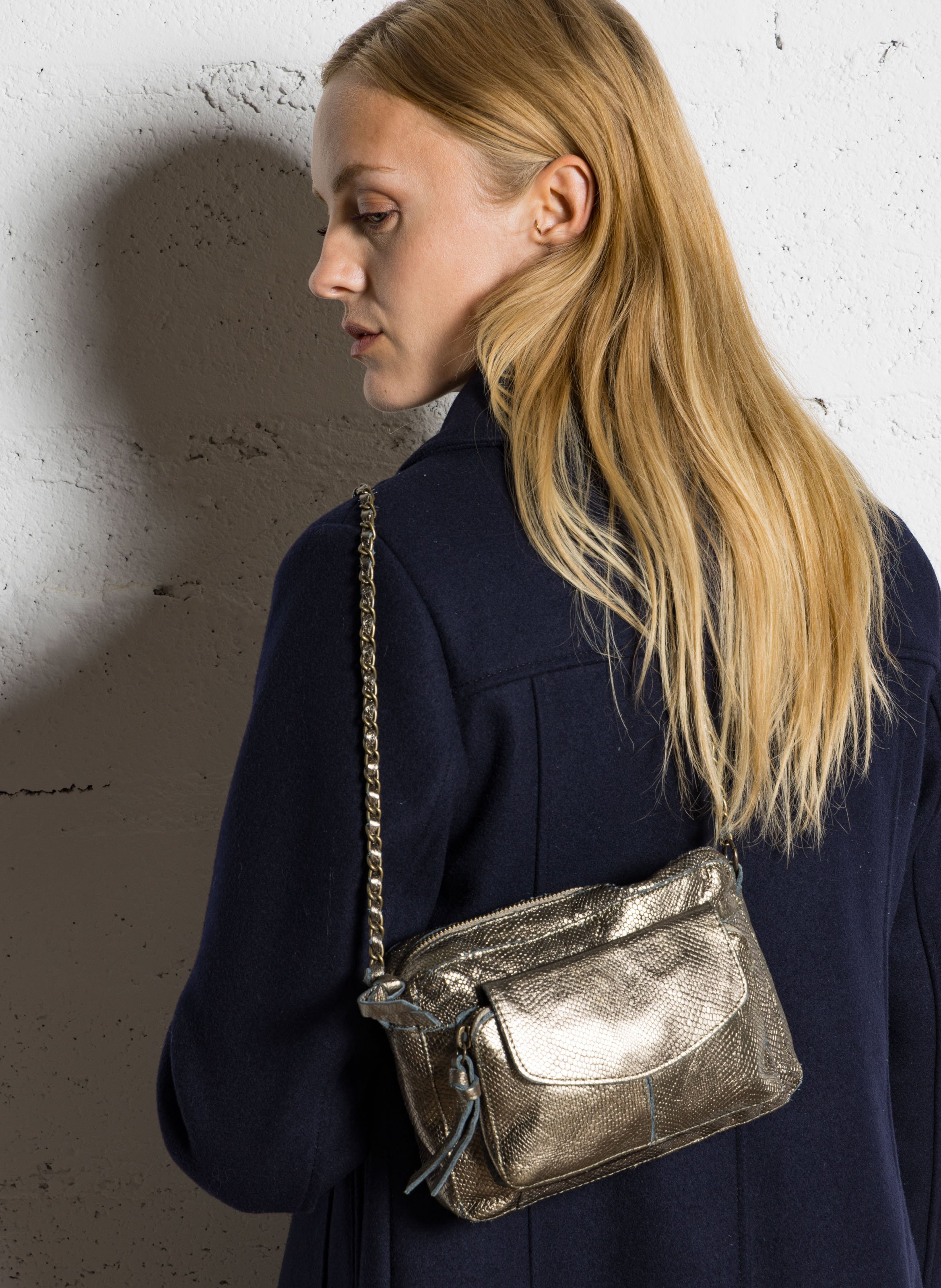Leather shoulder bag PIECES Grey