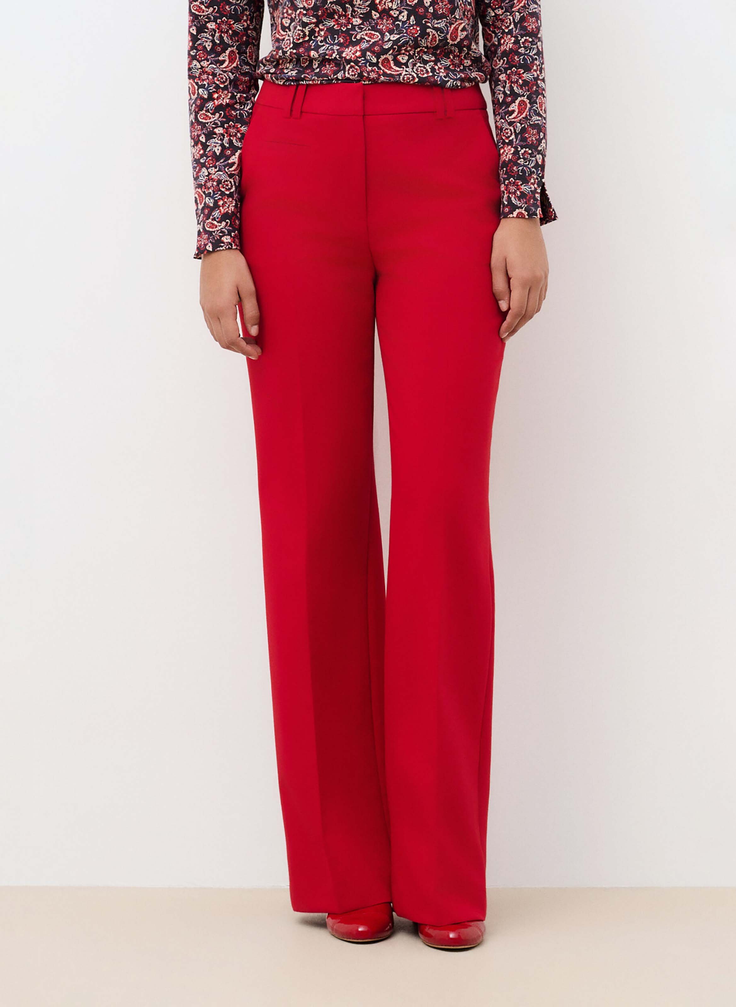 Einfarbige, gerade Hose CAROLL Rot