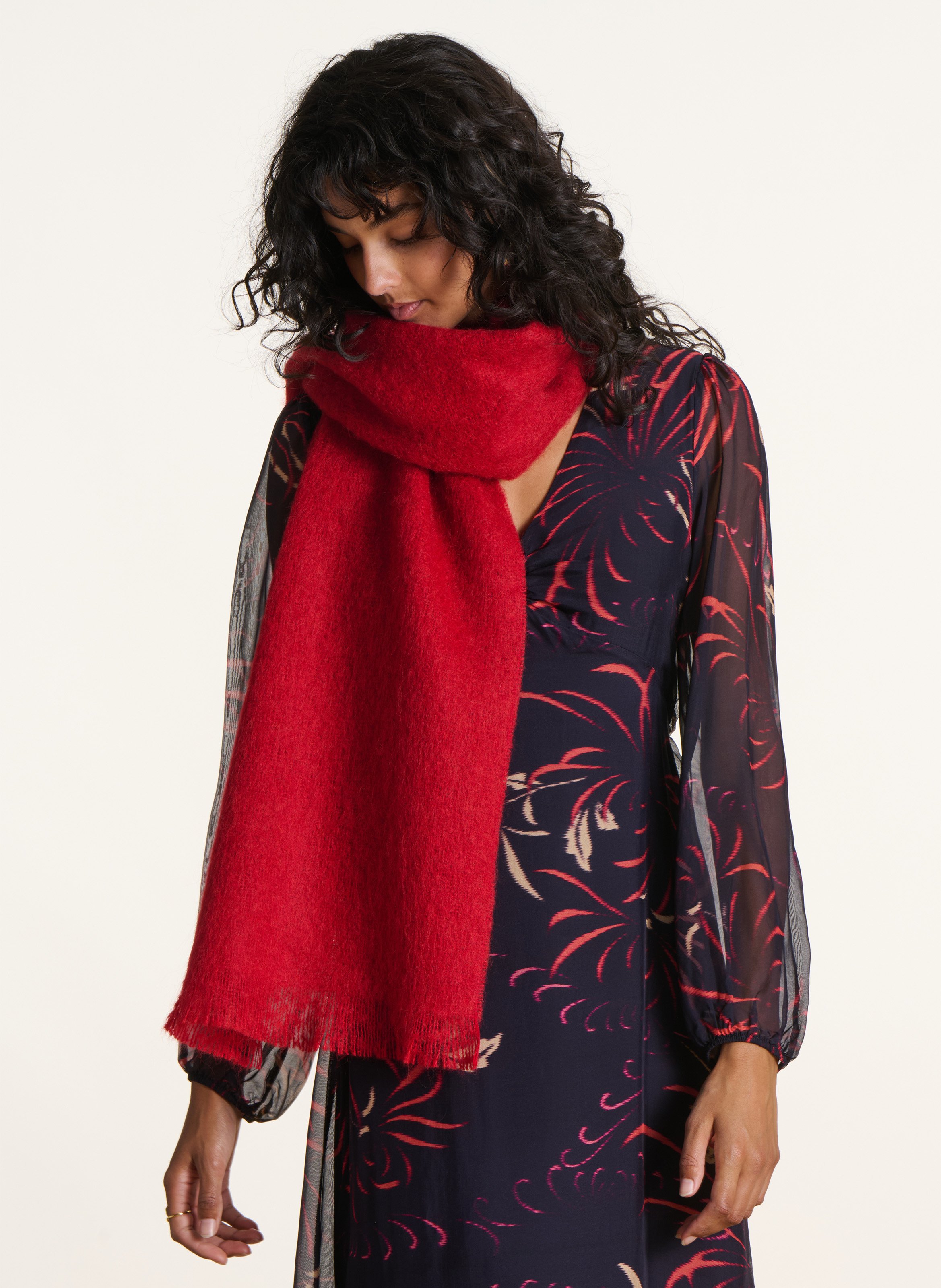 Echarpe large frangée  LA FEE MARABOUTEE Rouge