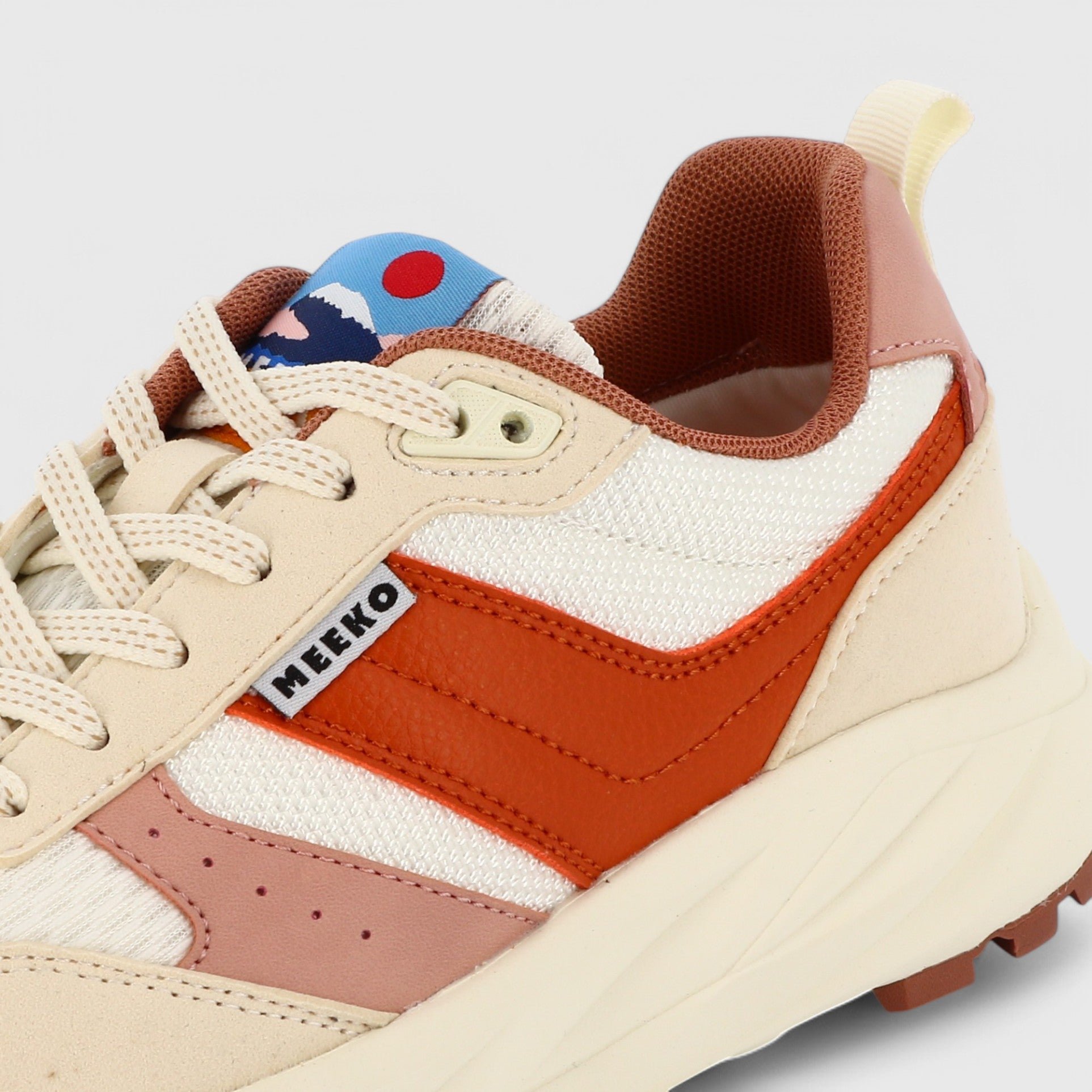 Technical and durable sneakers MEEKO Pink