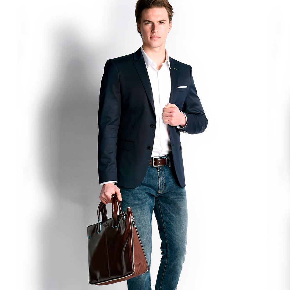 Expandable laptop bag PIQUADRO Brown