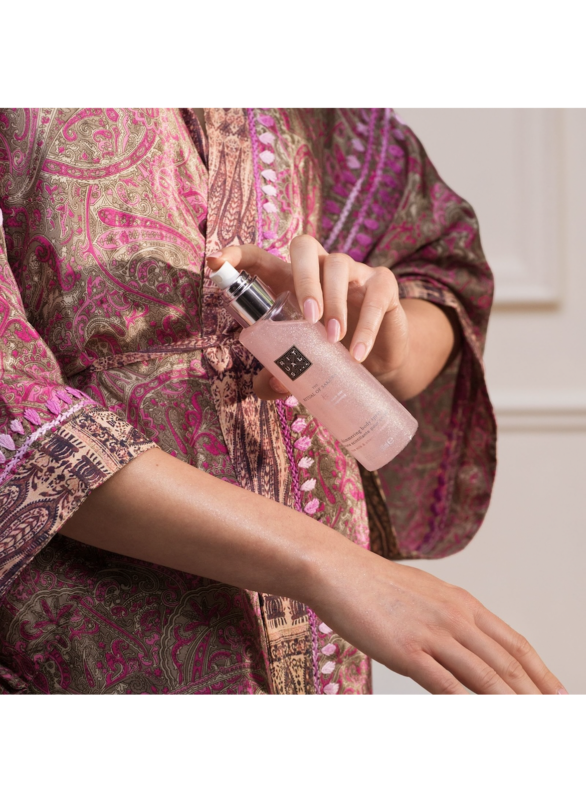 The Ritual of Sakura - Sparkling body mist RITUALS No color