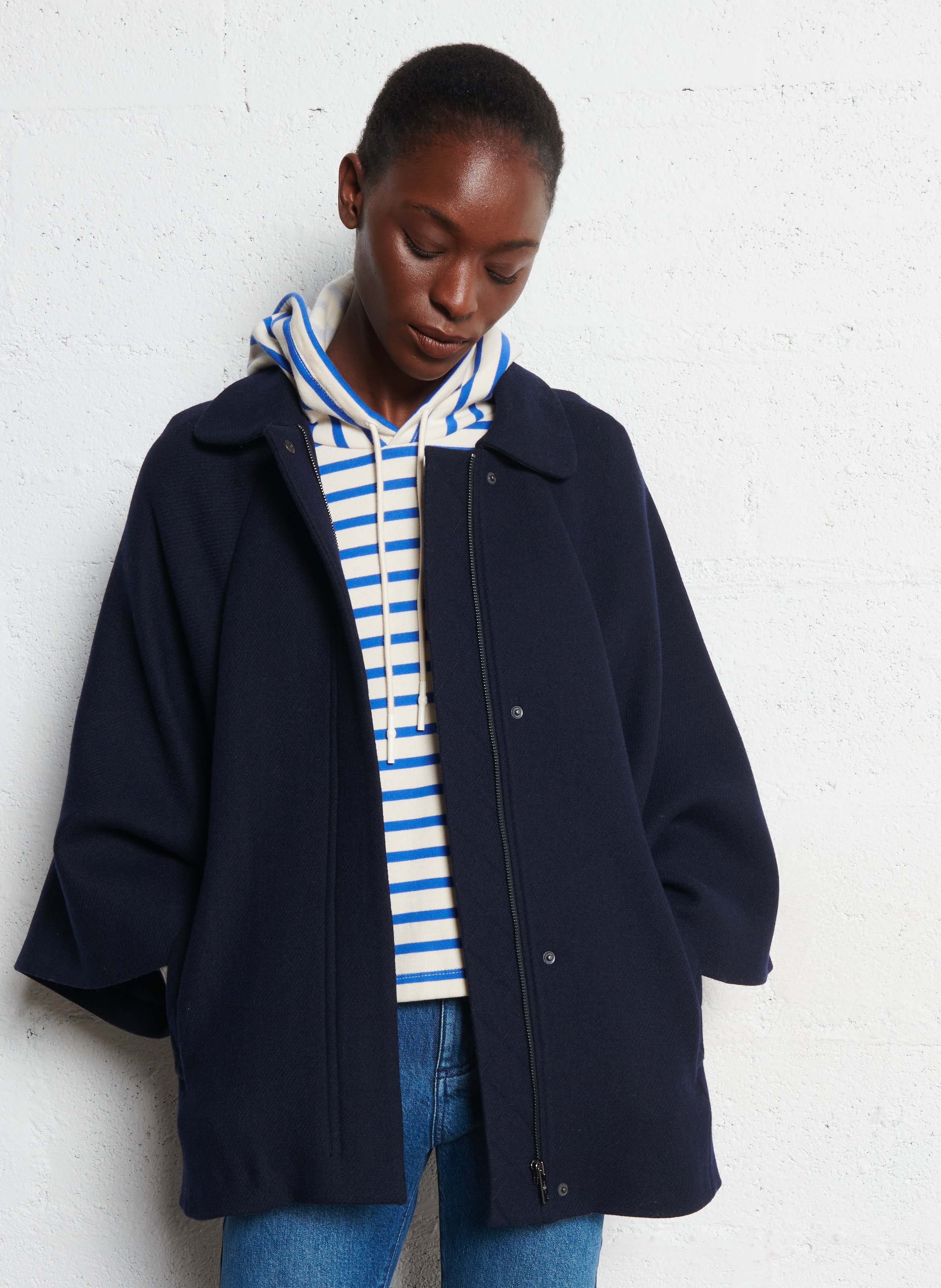 Weites Cape aus Wollmix ONE STEP Blau