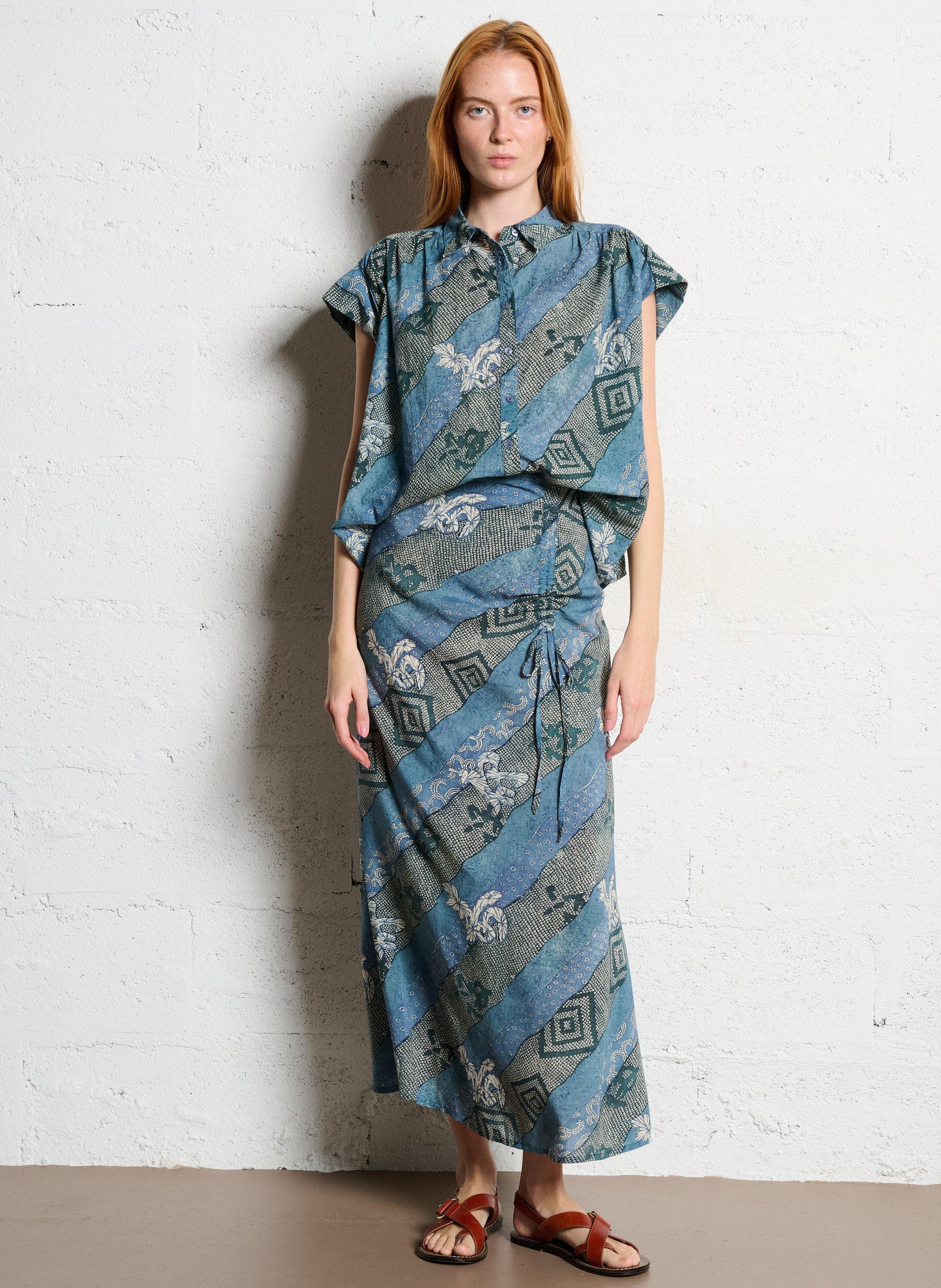 Ärmelloses bedrucktes Oversize-Hemd MAISON HOTEL Blau