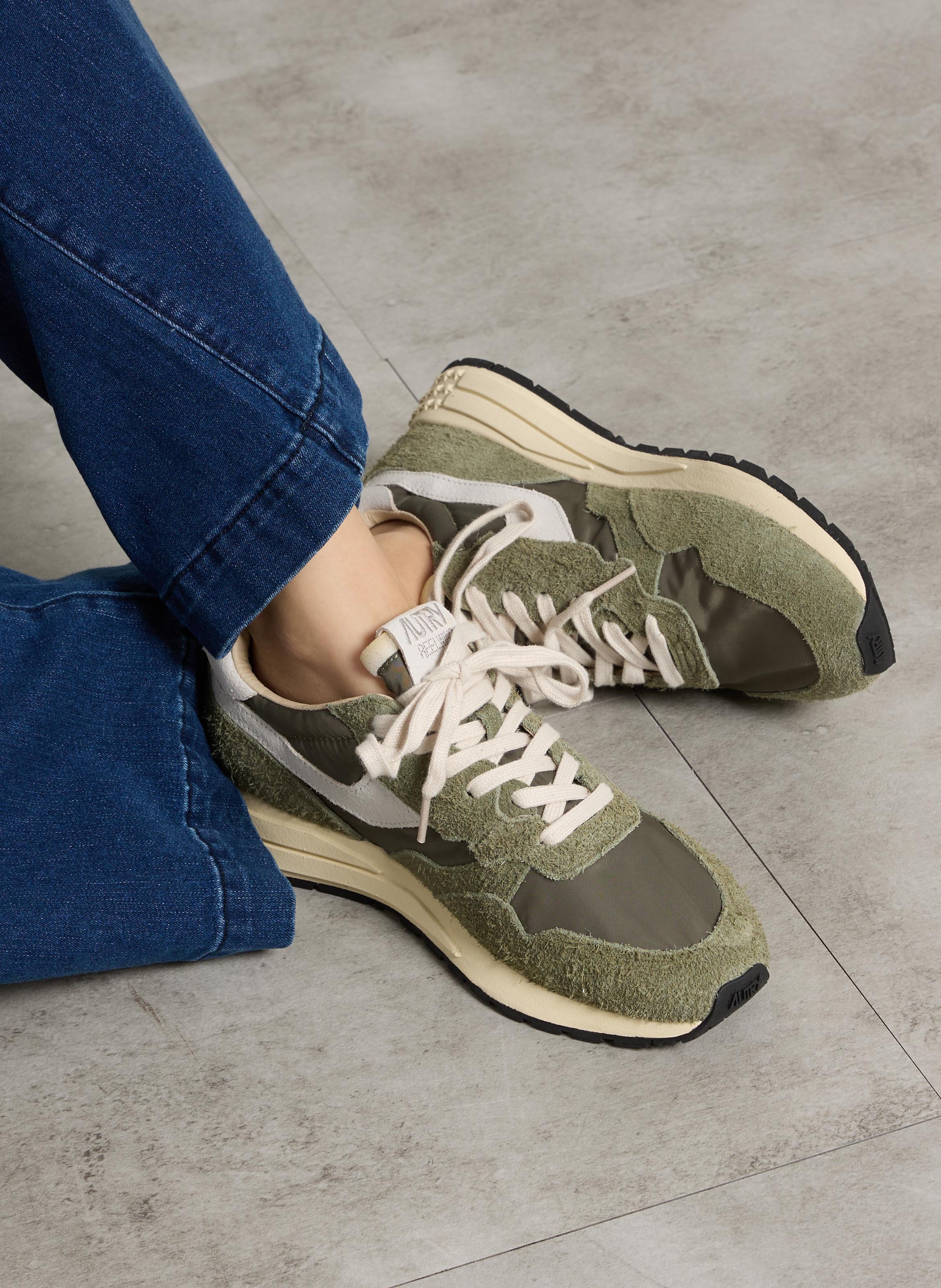 Lace-up low-top sneakers AUTRY Green