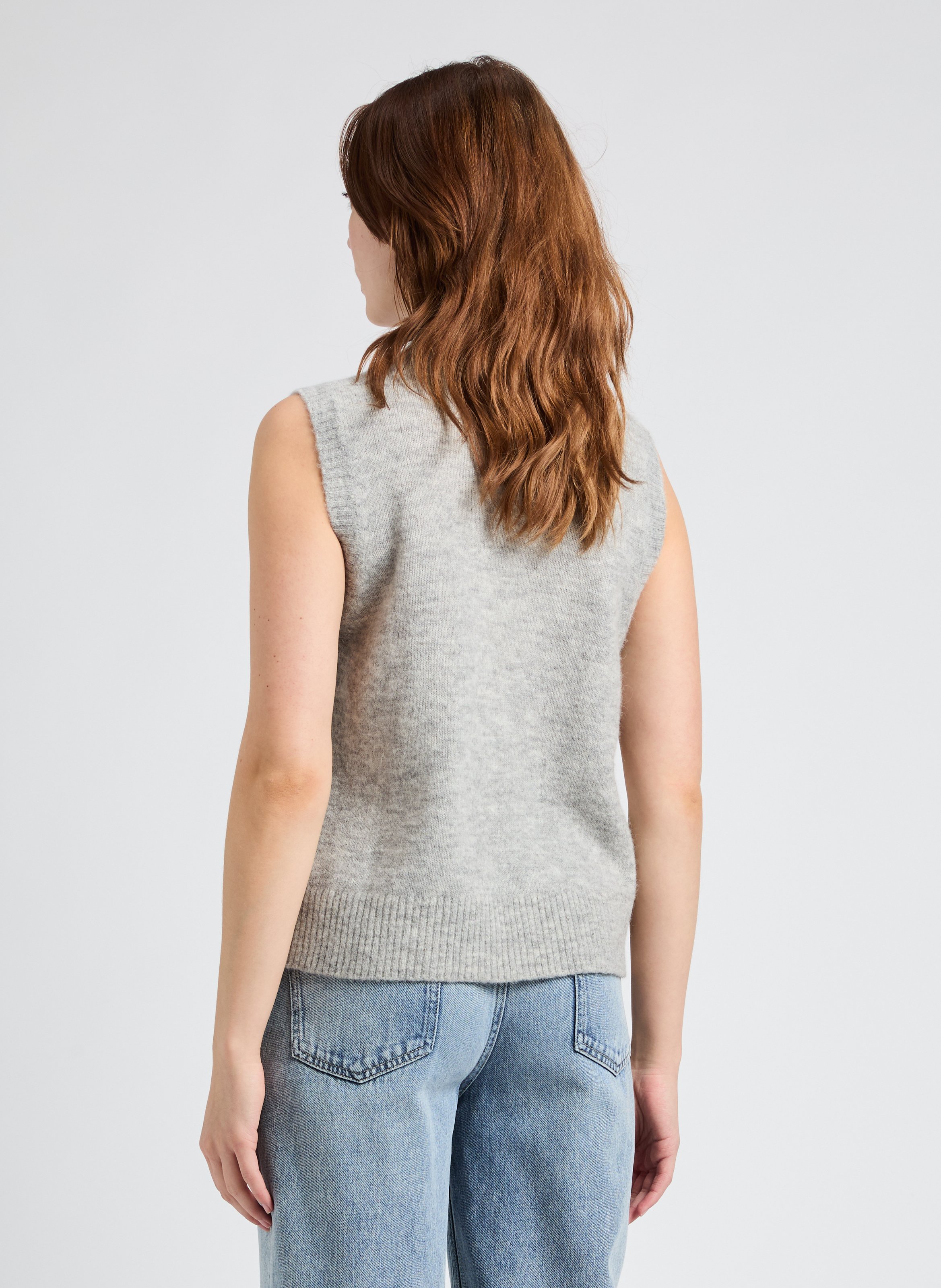 Sleeveless wool-blend sweater SAISON 1865 Grey