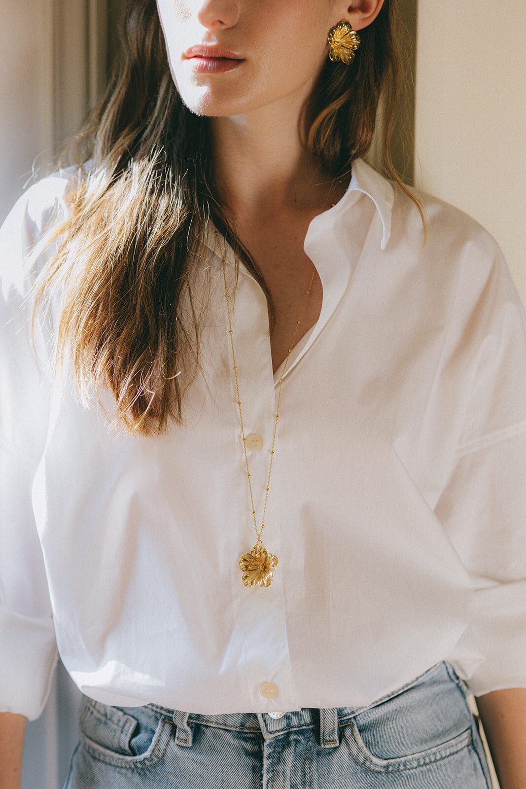 Golden flower long necklace in fine gold MONSIEUR SIMONE Silver