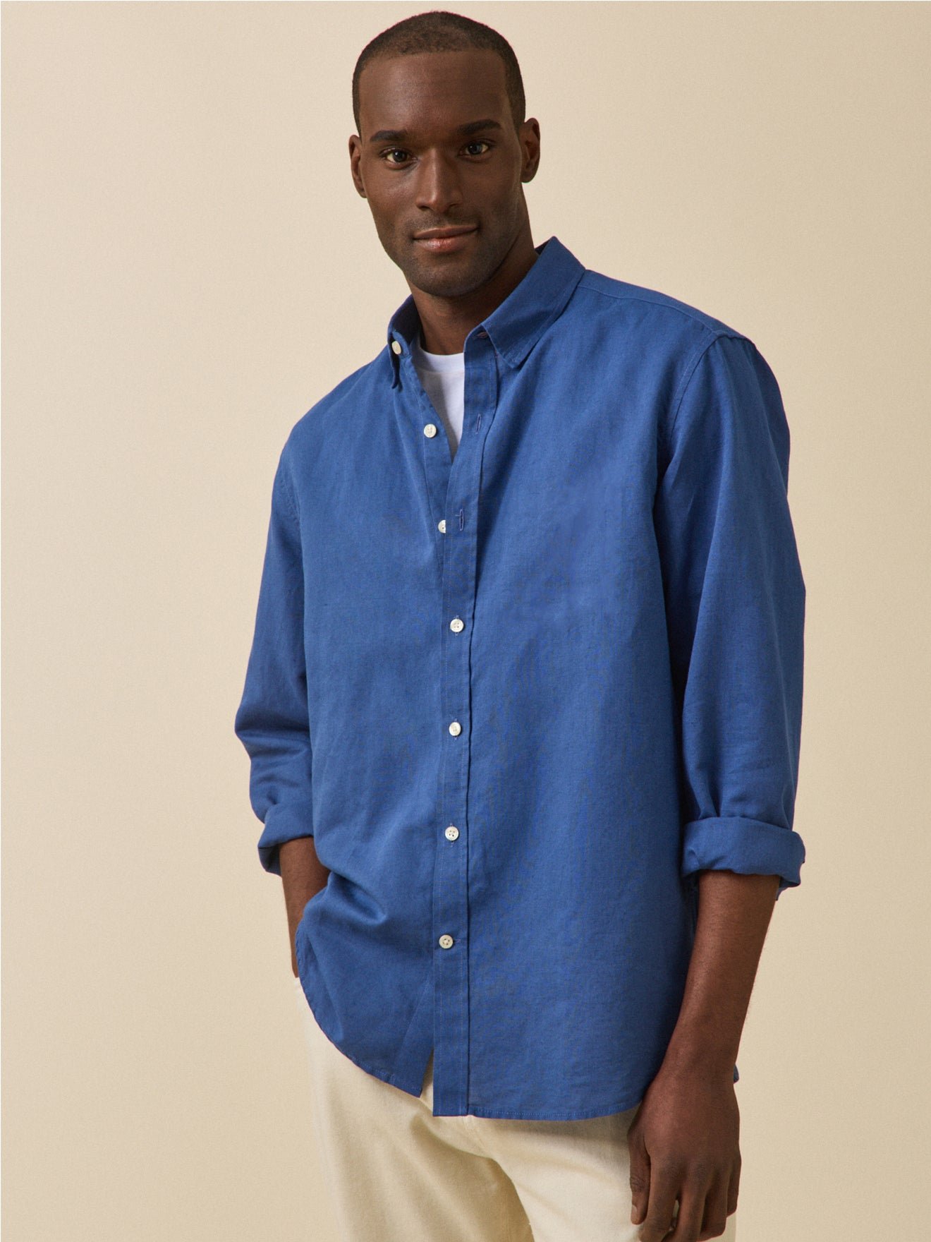 Contemporary cut linen shirt CYRILLUS