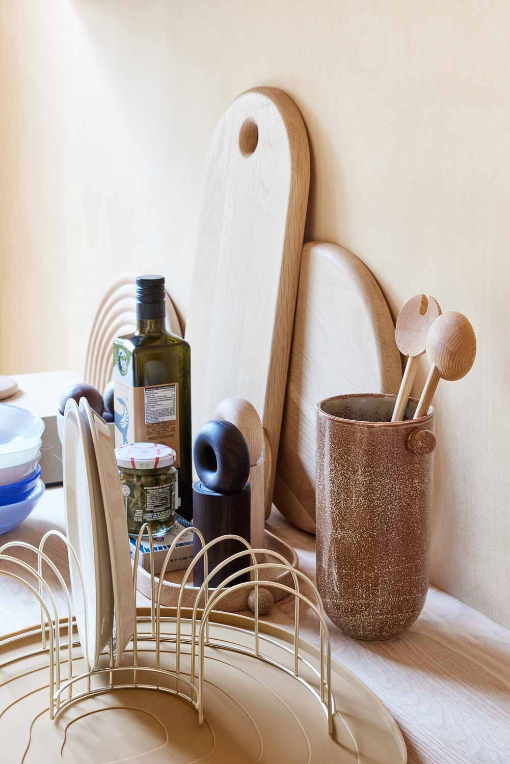 Plastic tray OYOY LIVING DESIGN Brown