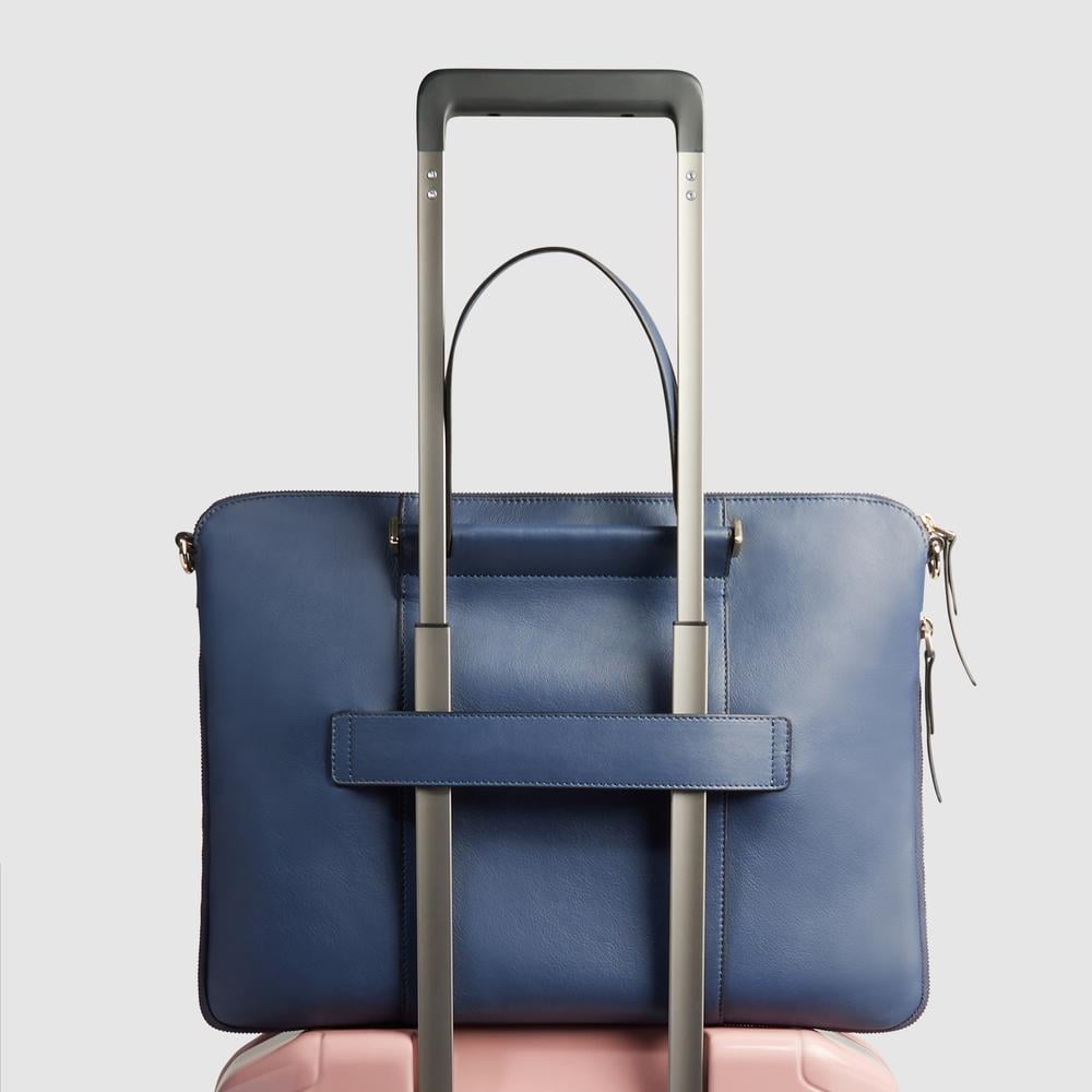 Leather messenger bag PIQUADRO Blue