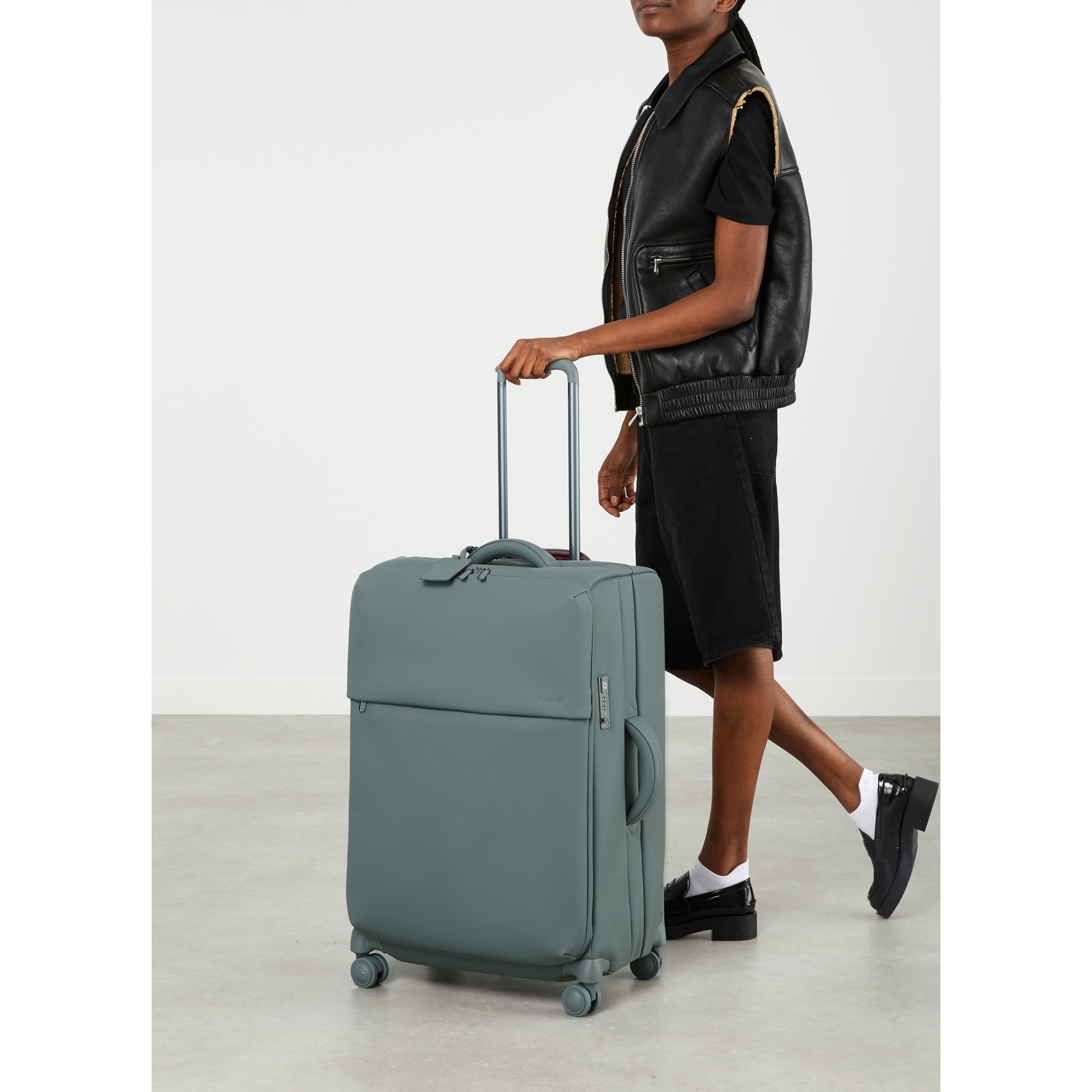 Lost in Berlin 4-Wheel Suitcase Size L LIPAULT Grey
