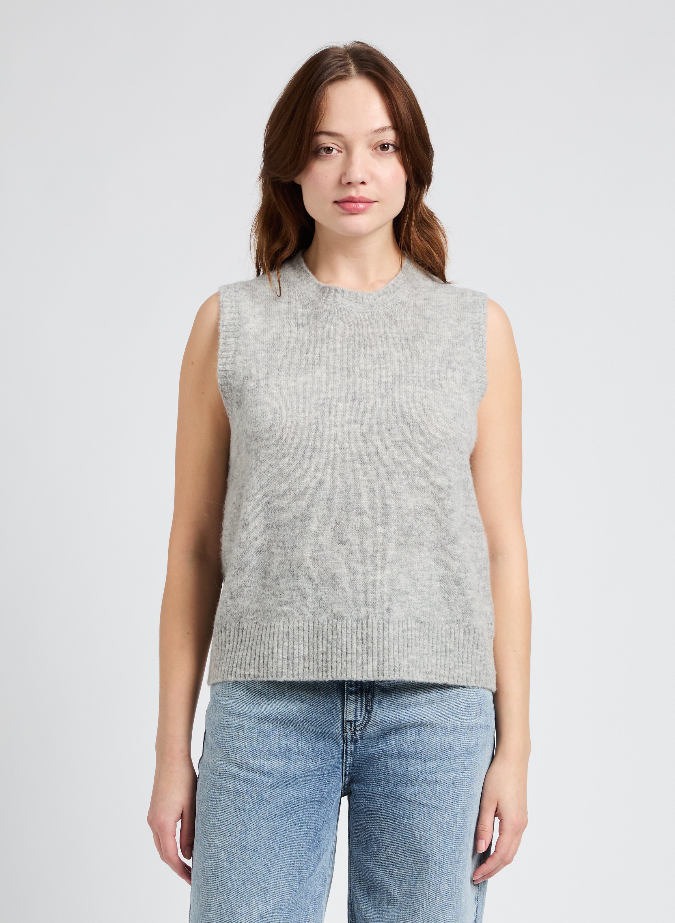 Sleeveless wool-blend sweater SAISON 1865 Grey