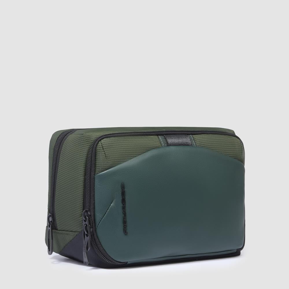 Toiletry bag PIQUADRO Green
