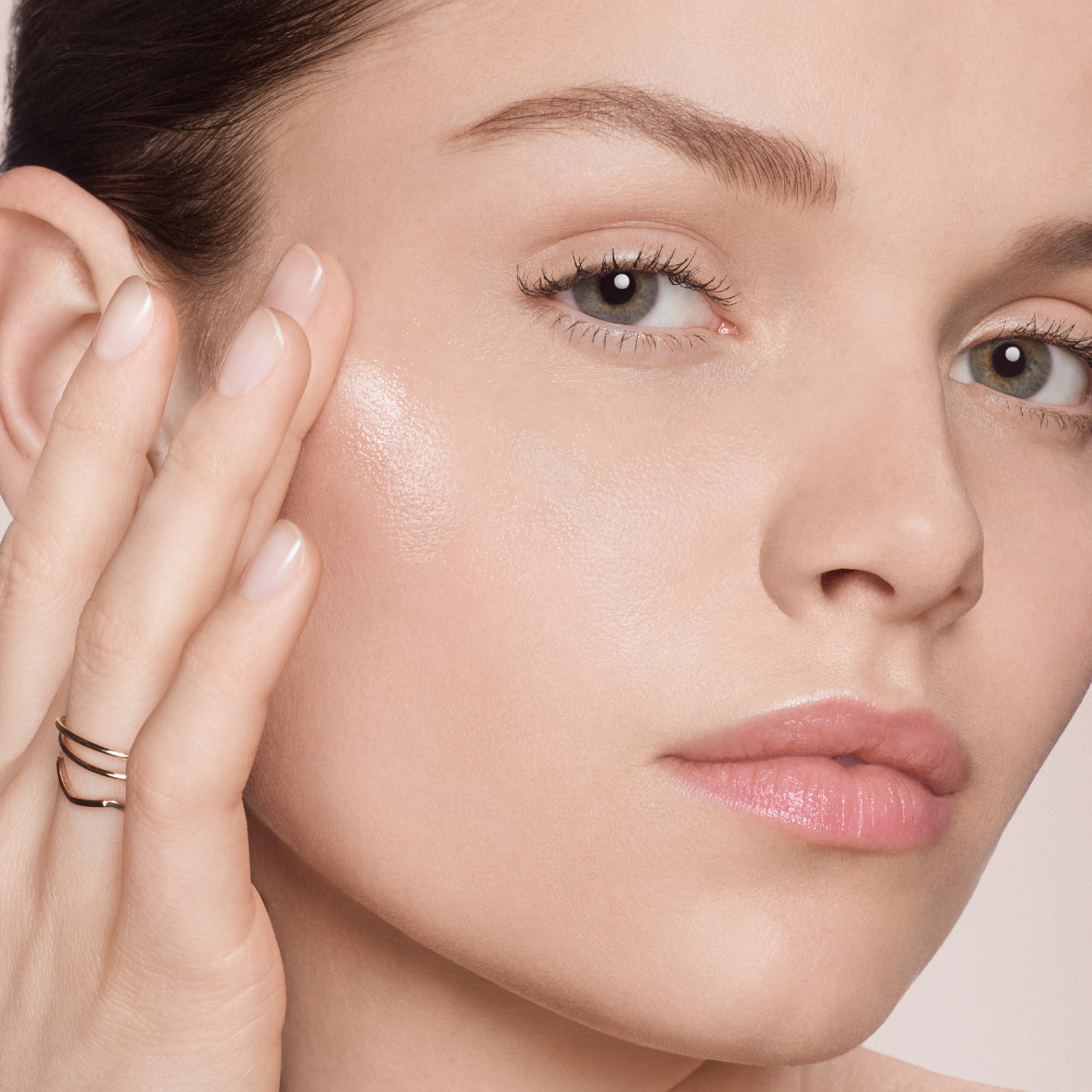 Absolue Essence-En-Lotion à l'extrait de Rose Perpétuelle LANCÔME No color