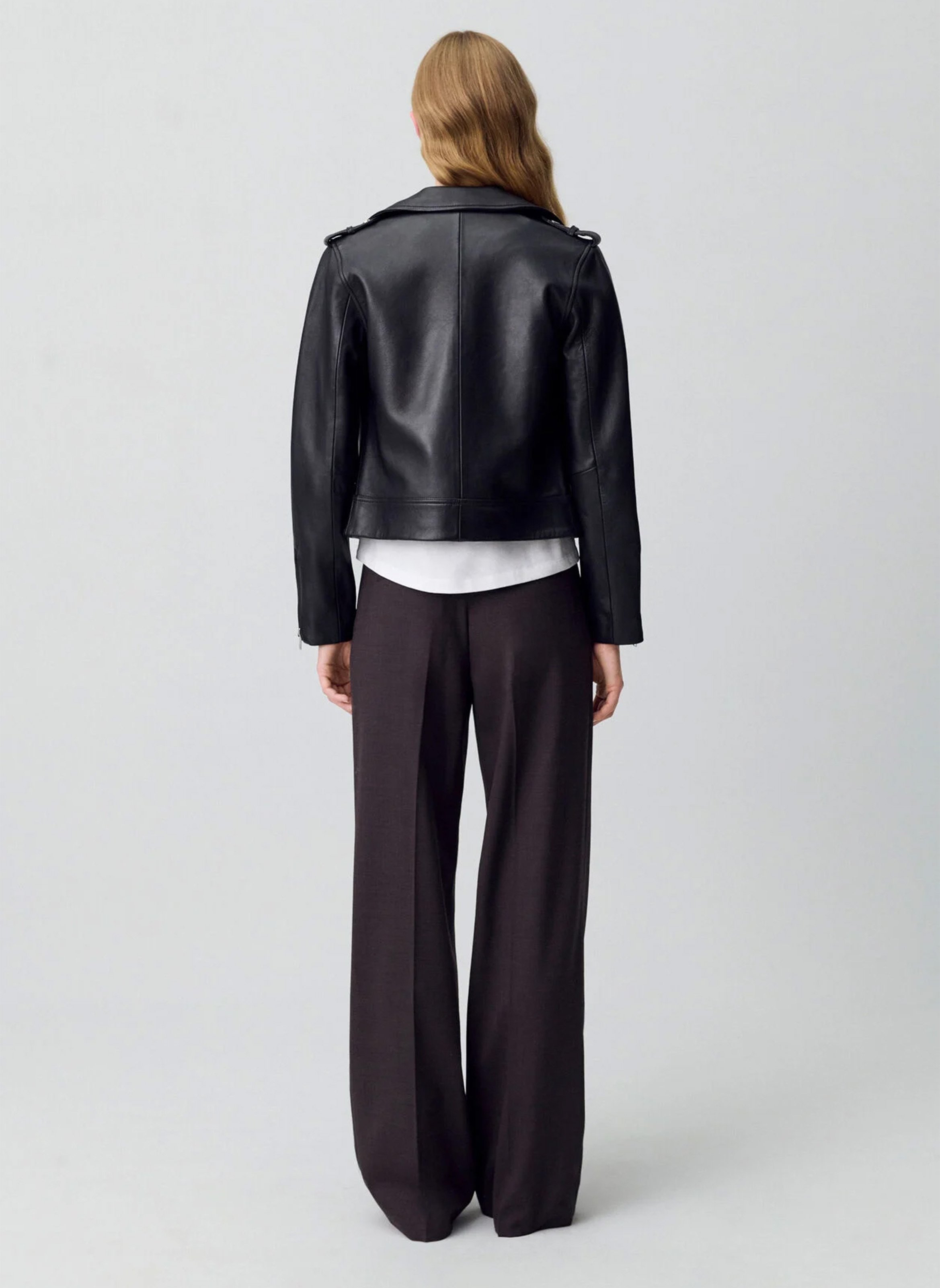 Blouson court en cuir  CLAUDIE PIERLOT Noir