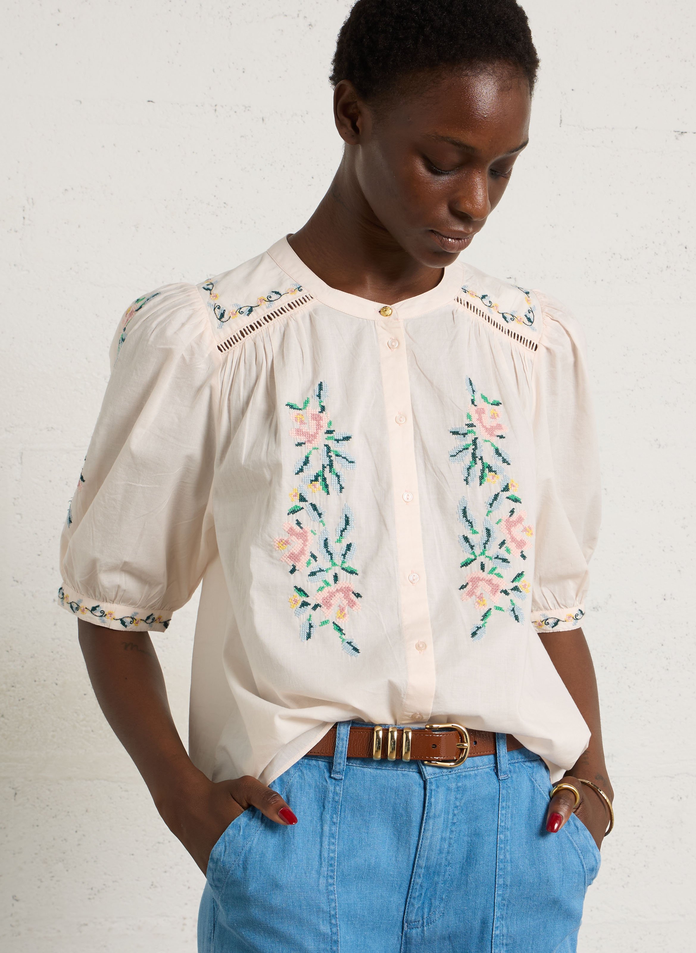 Bluse mit Rundhalsausschnitt und Blumenstickerei SUD EXPRESS Rosa