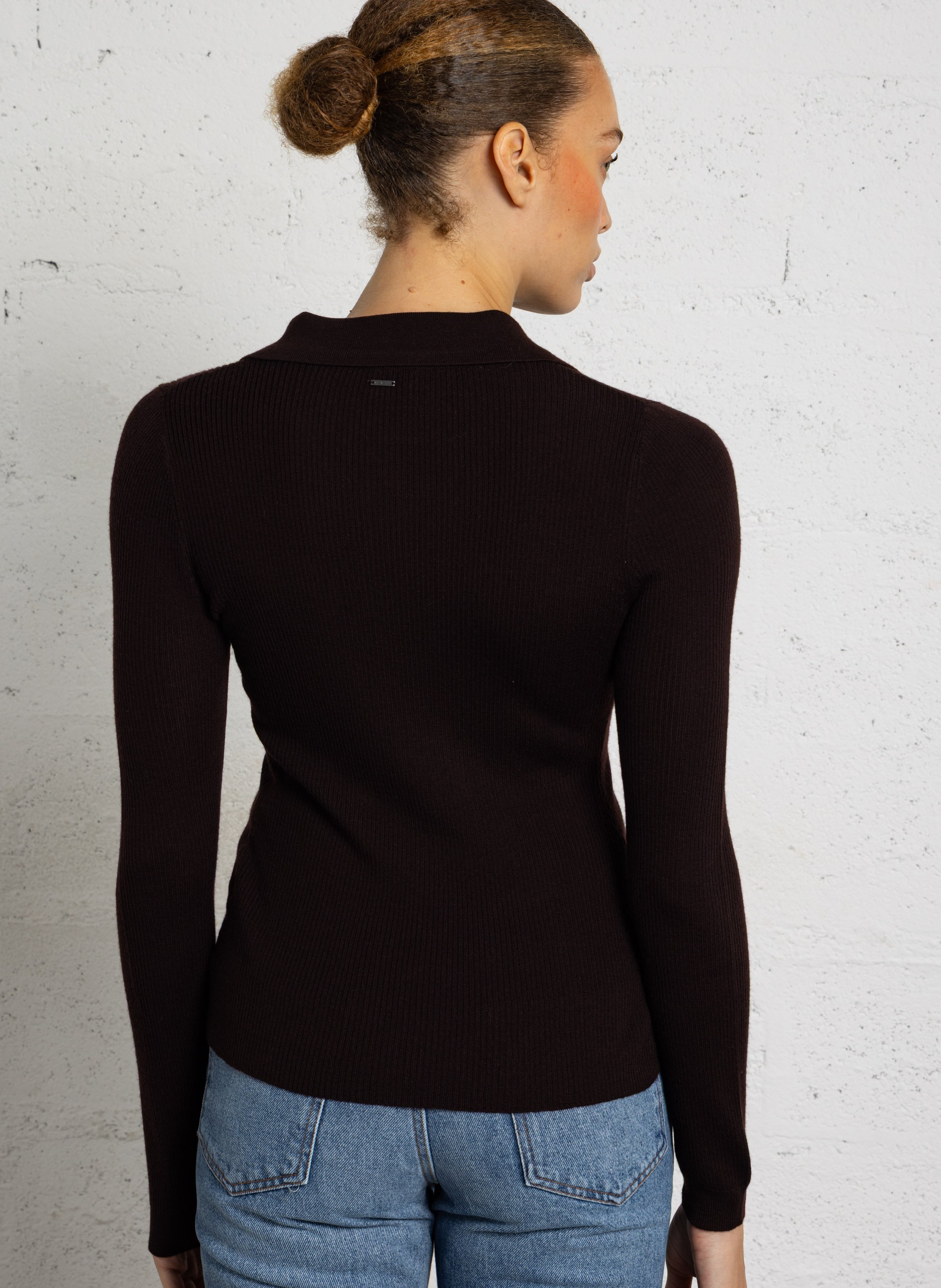 Taillierte Jacke mit klassischem Kragen aus Wolle. IKKS Braun