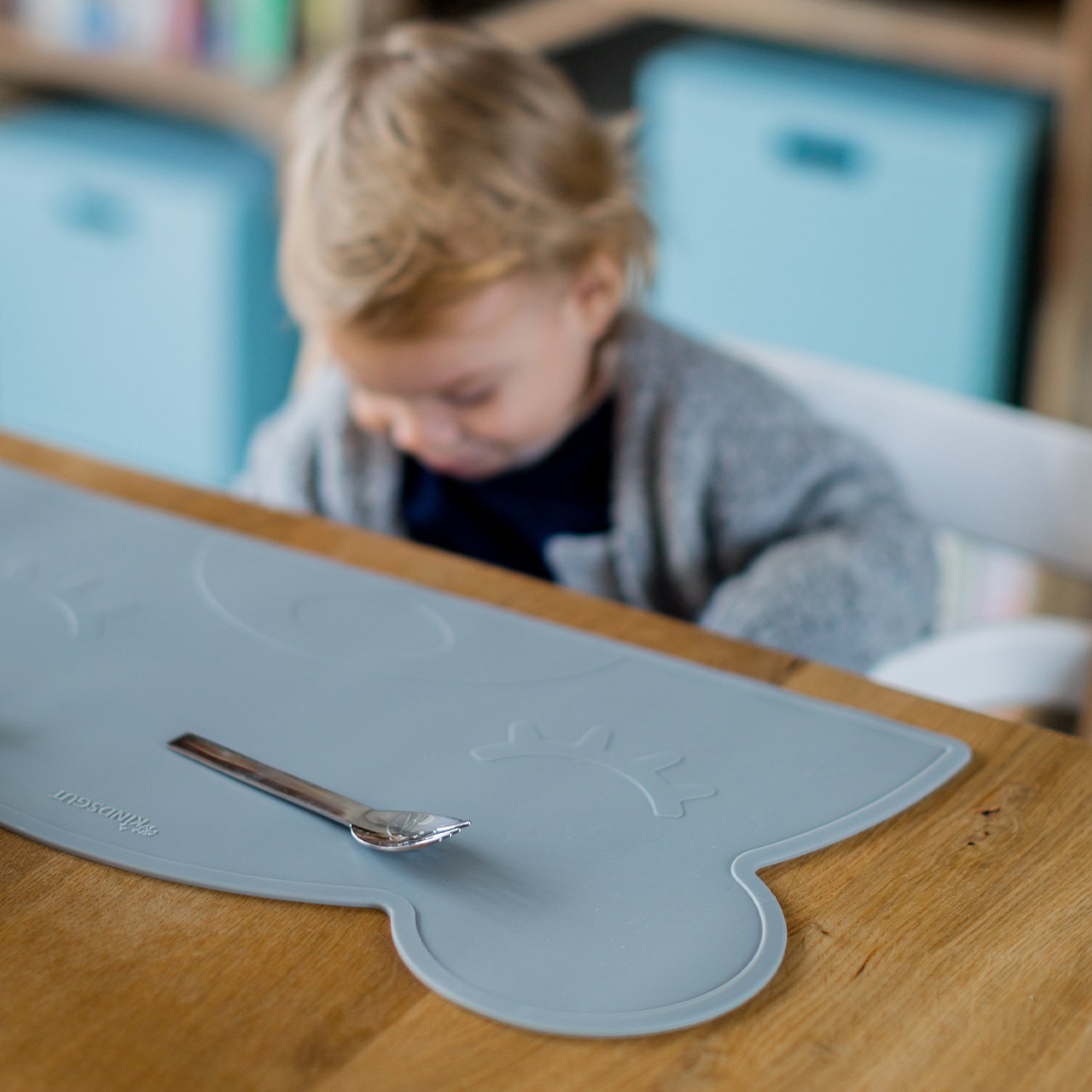 Set de table en forme d’ours en silicone KINDSGUT Gris
