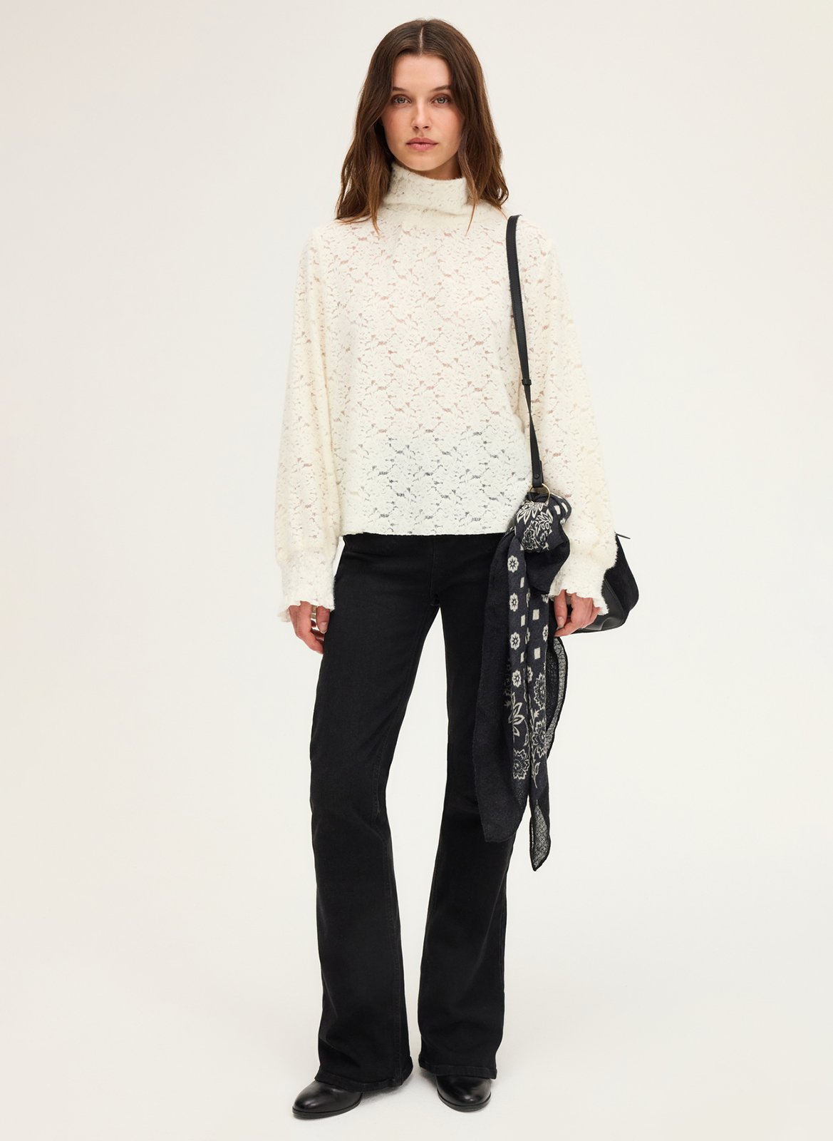 Pull ample col montant en maille PABLO Beige