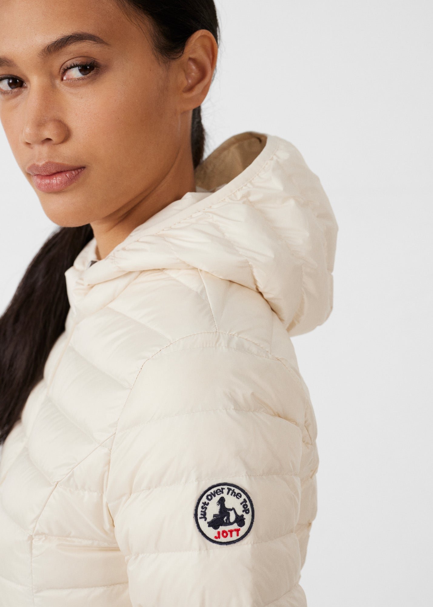 Lightweight hooded puffer jacket Cloe White