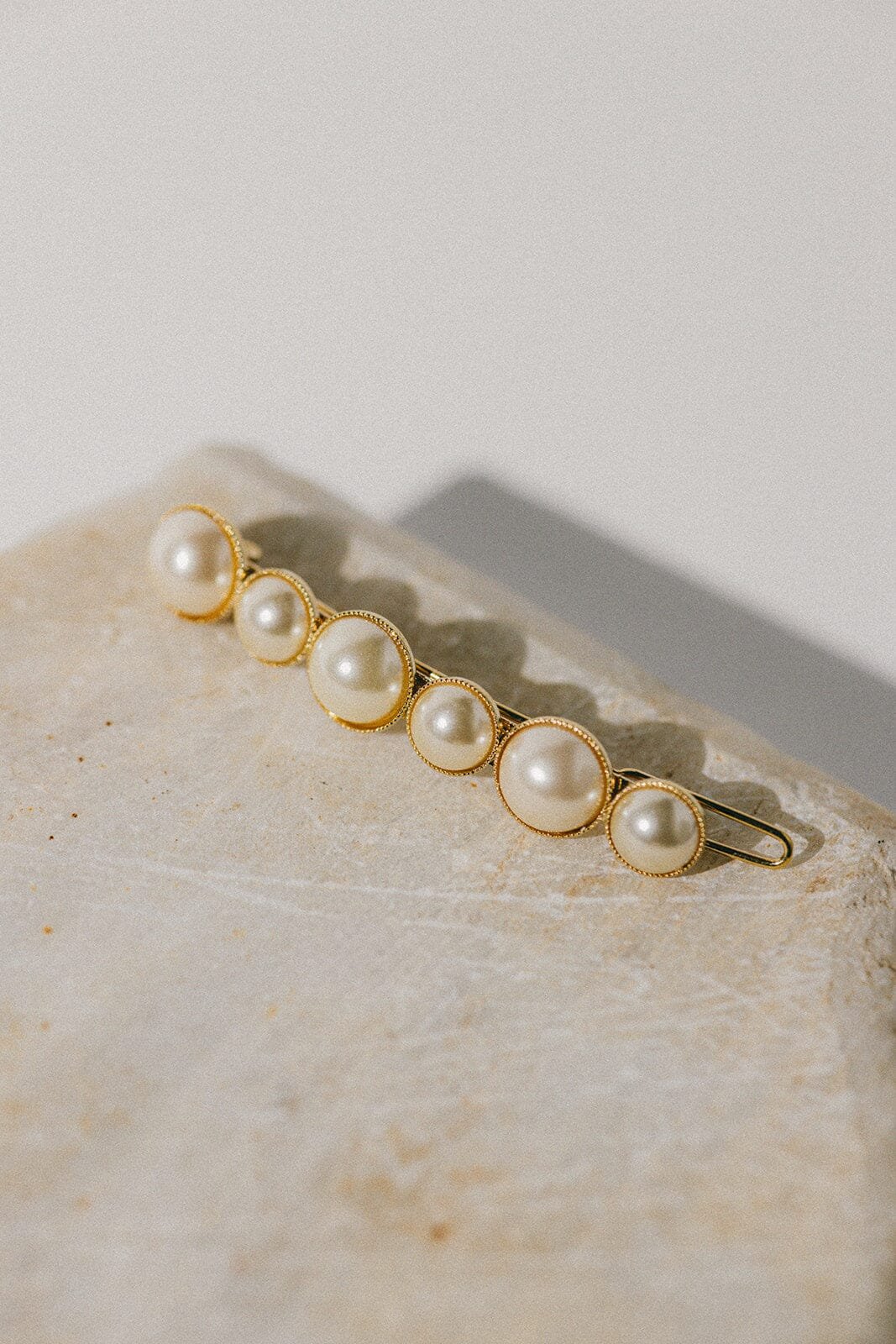Mini gold-plated pearl hair clip Golden